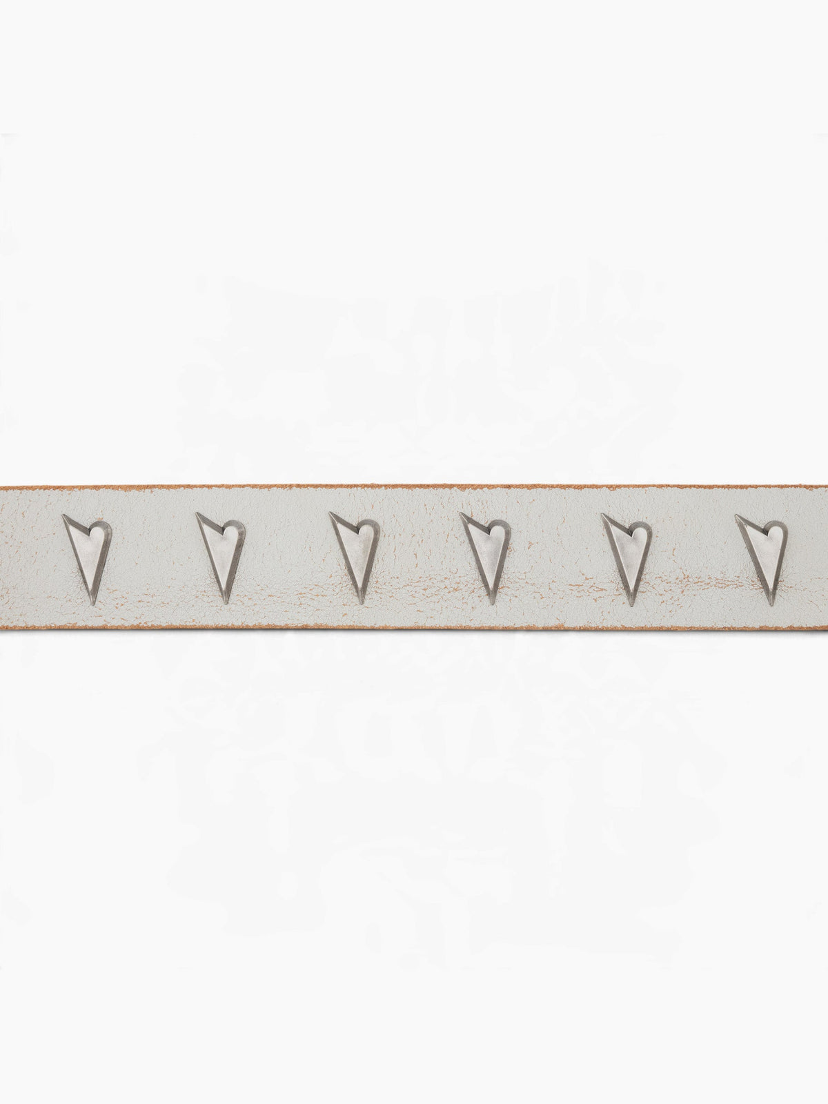 Vain heart stud belt white