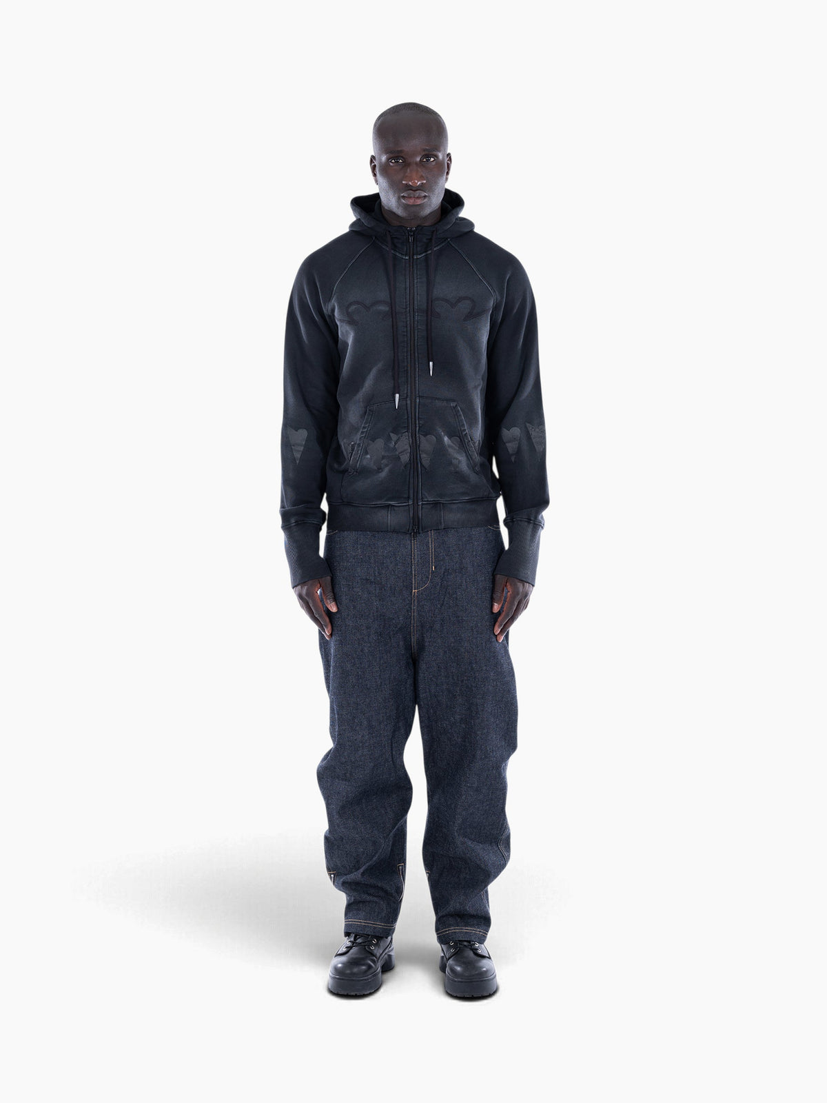 Vain jussi hoodie black