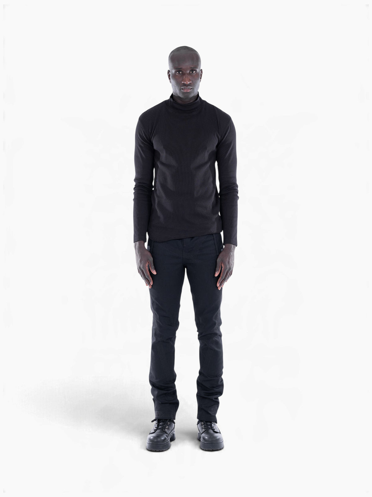 Vain turtleneck black
