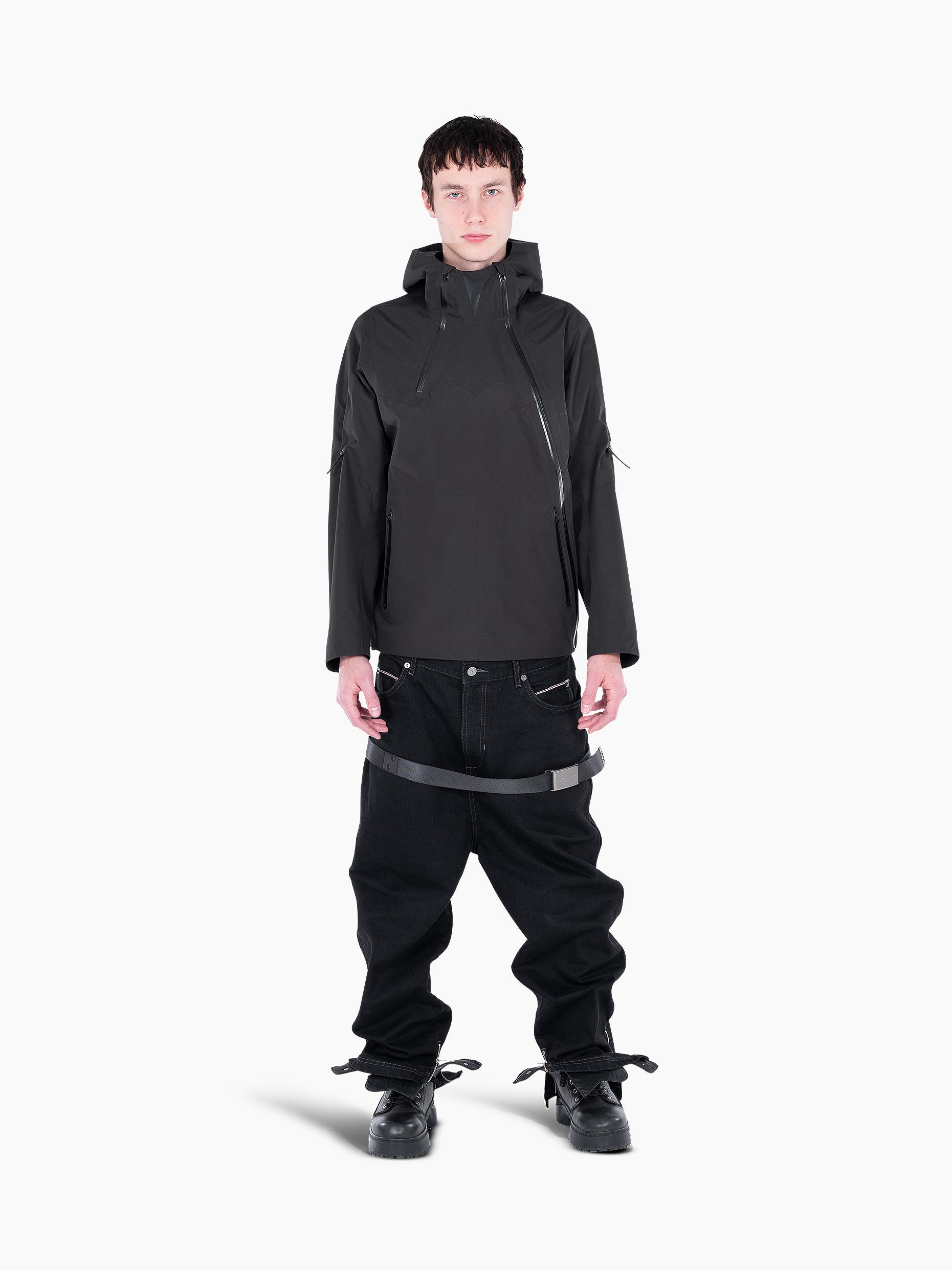 Vain shell jacket black