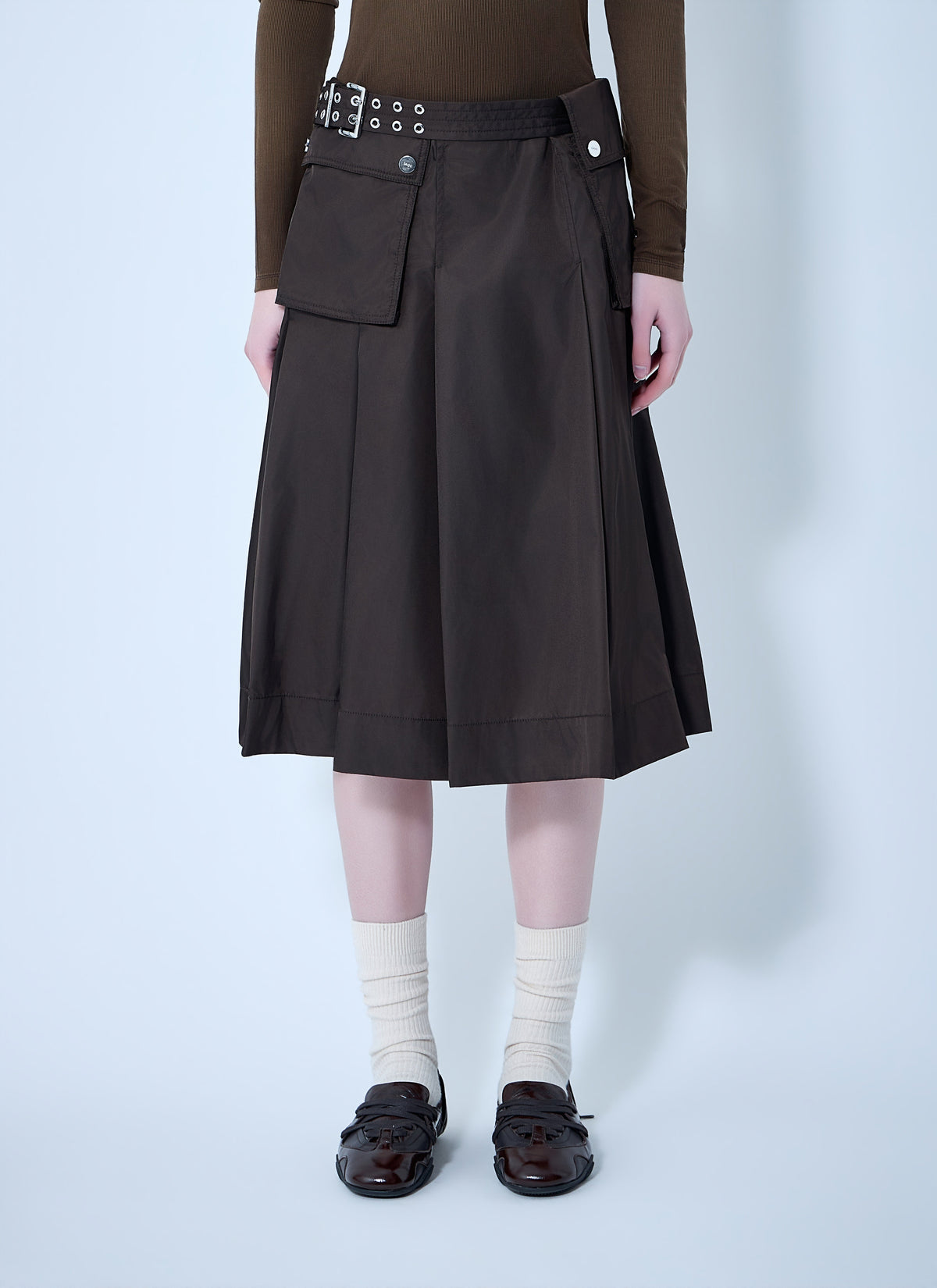 Duchesse nylon midi pleated pocket skirt