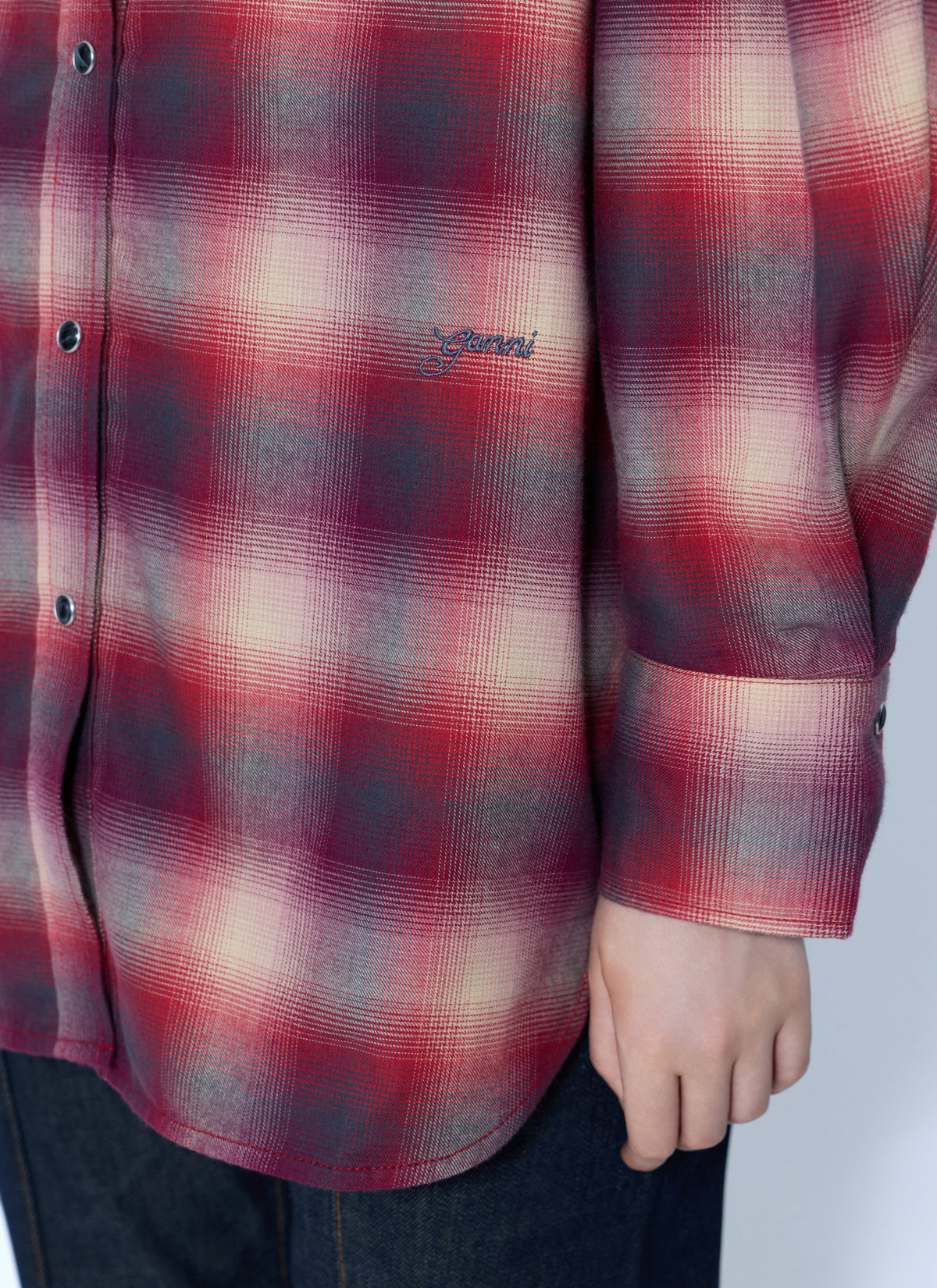 Cotton flannel check pleated sleeve shirt
