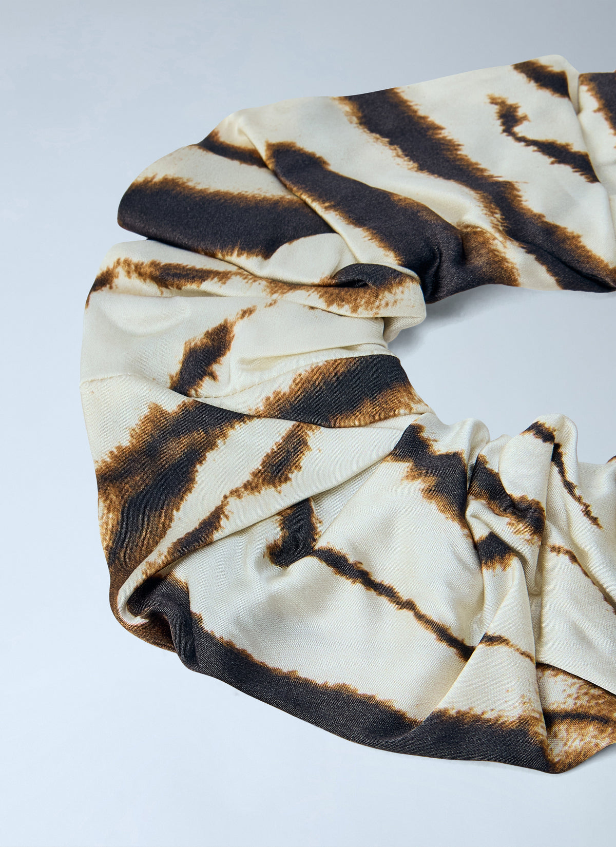 Patterned silk hair tie