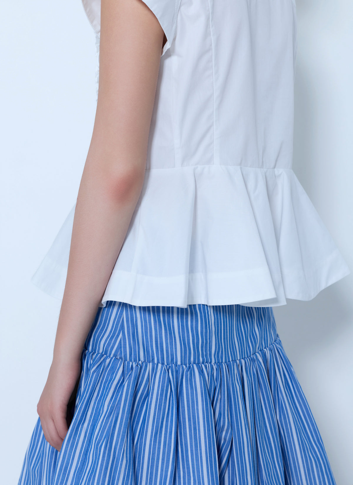 Compact poplin collar blouse