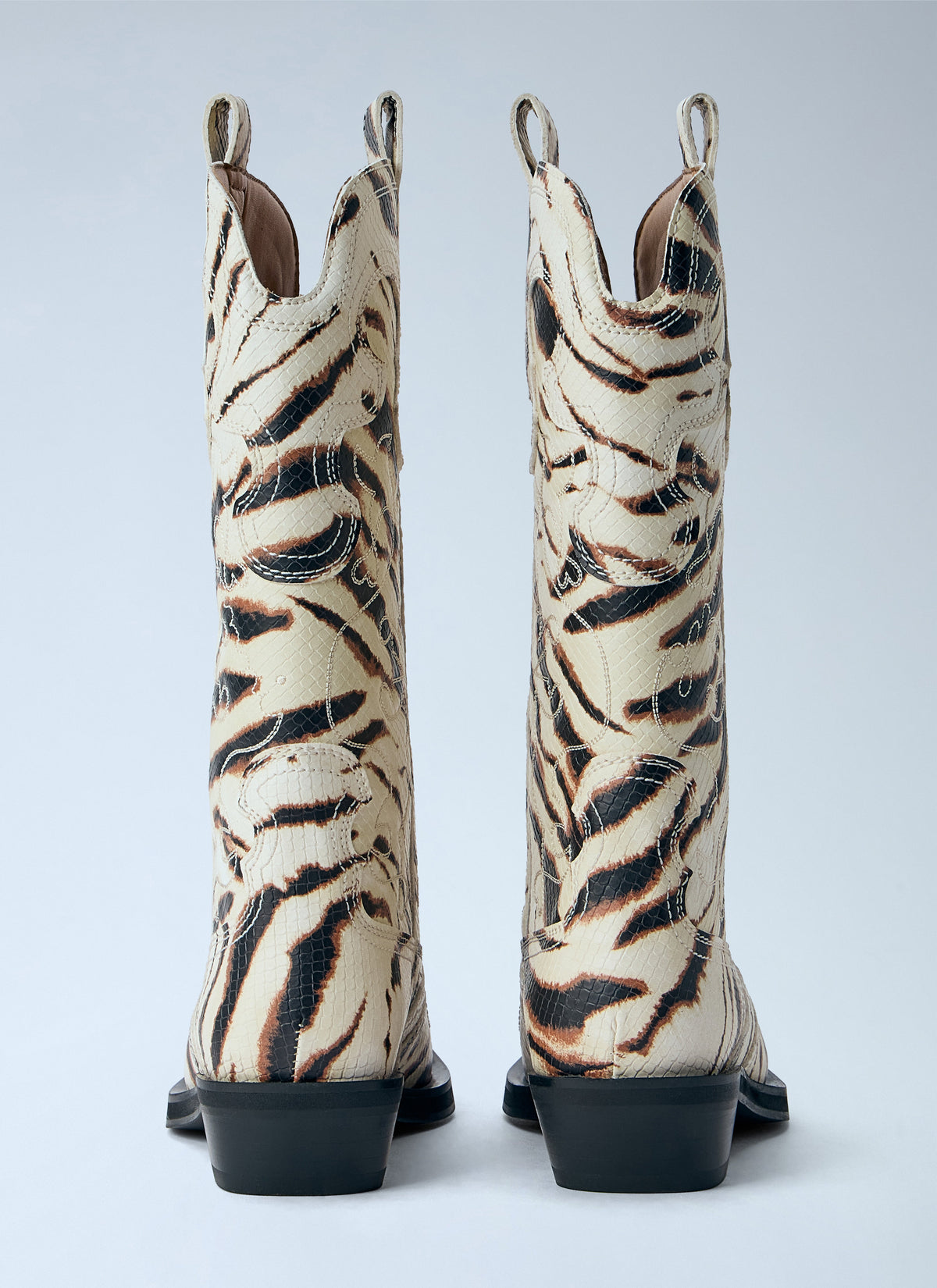 Mid shaft embroidered western boots