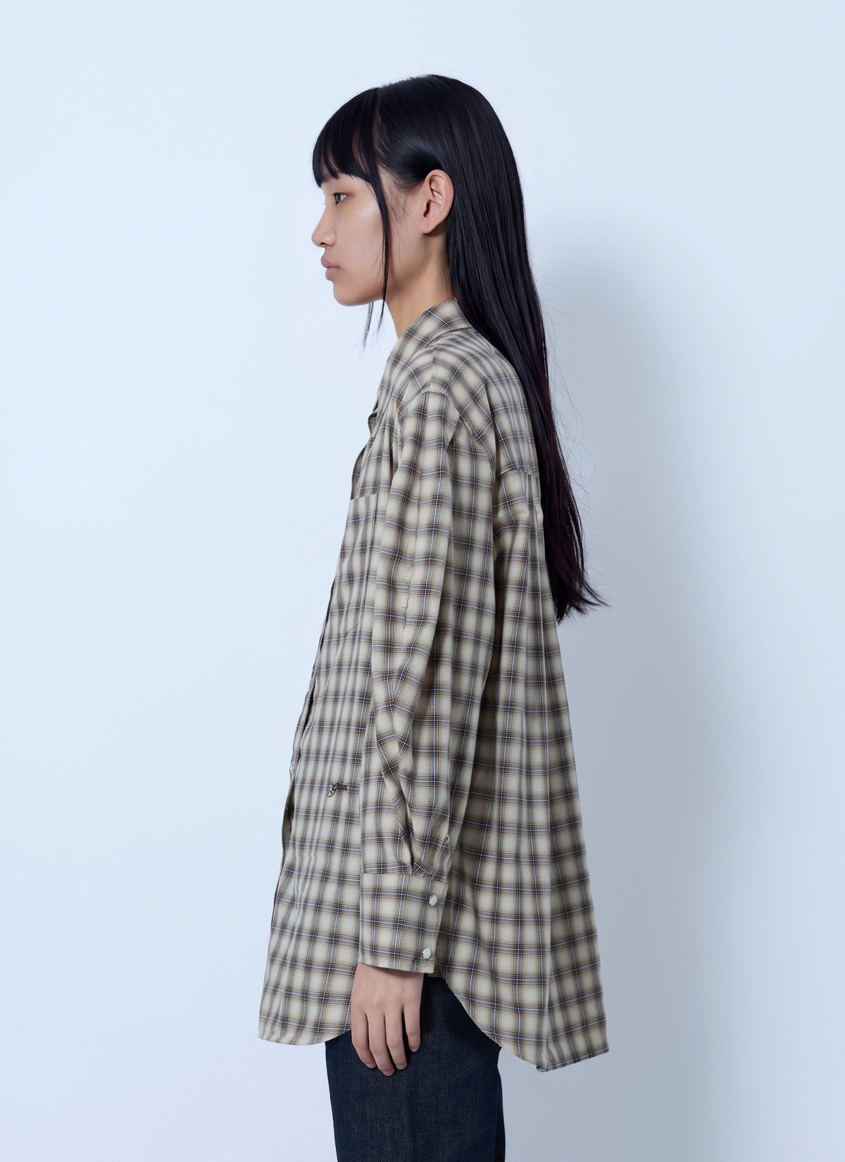 Light check flannel pleated sleeve shirt