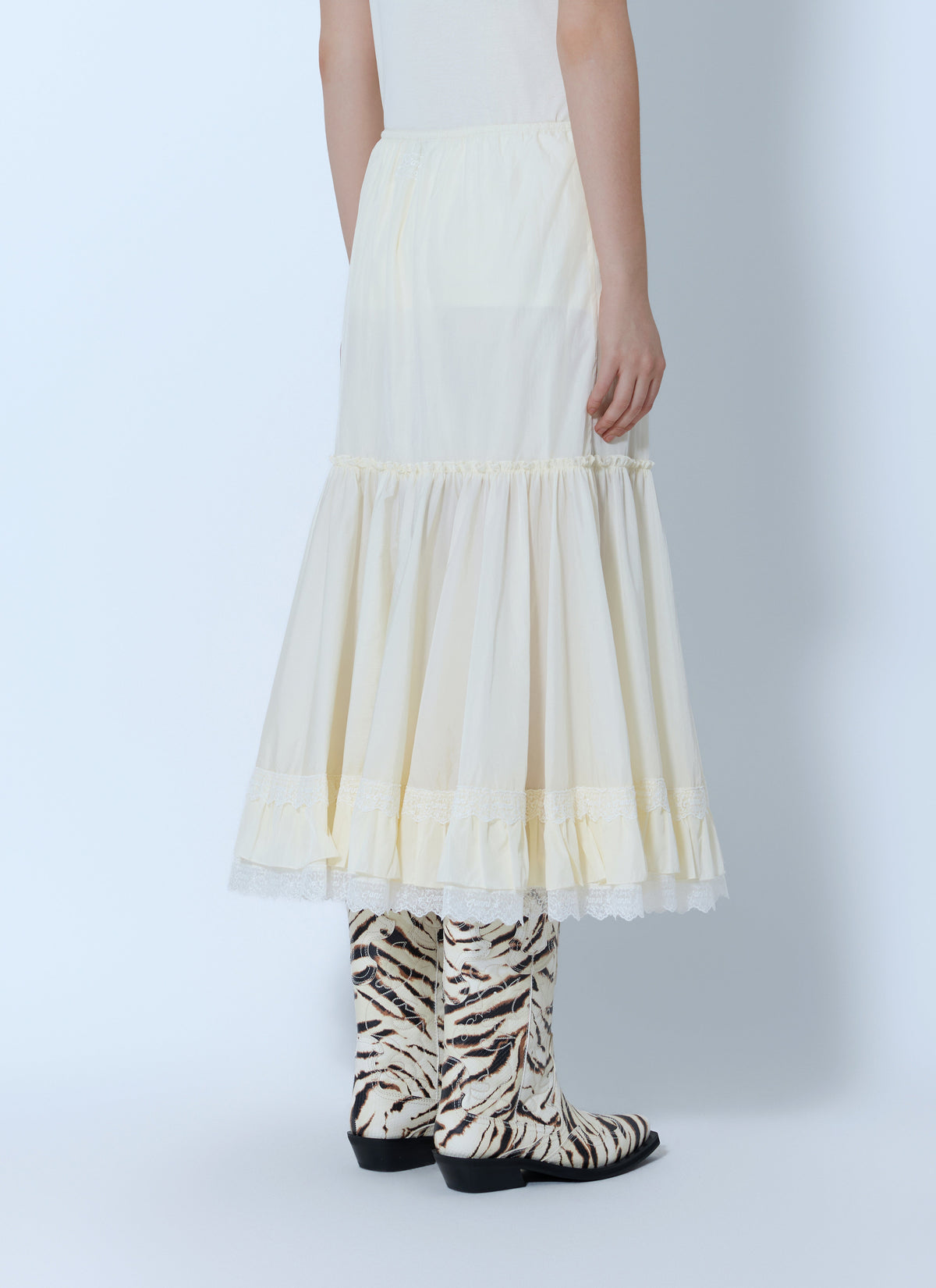 Lace ruffle midi skirt