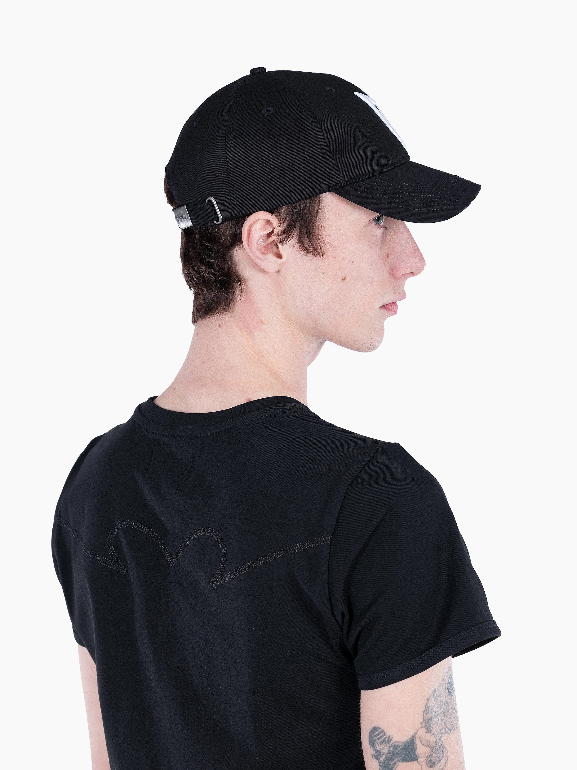 Vain heart cap