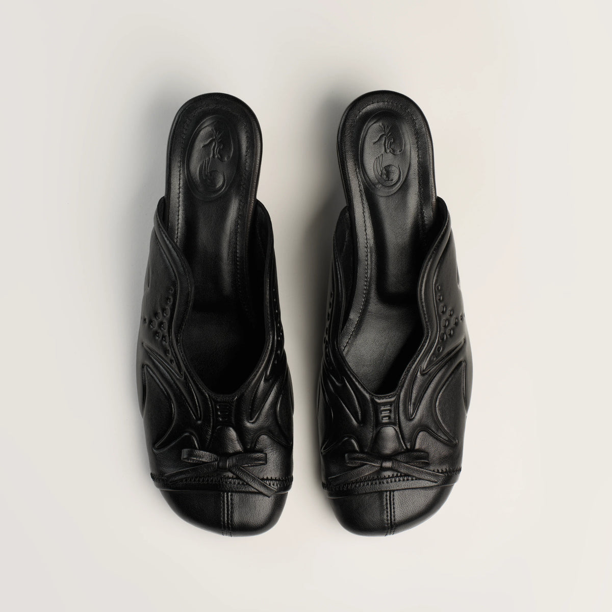 Hotaru mules
