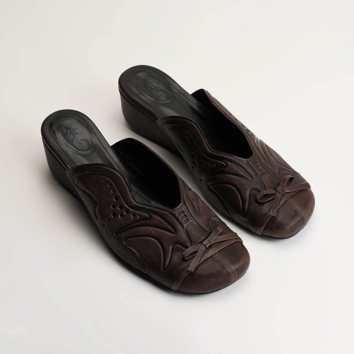 Hotaru mules