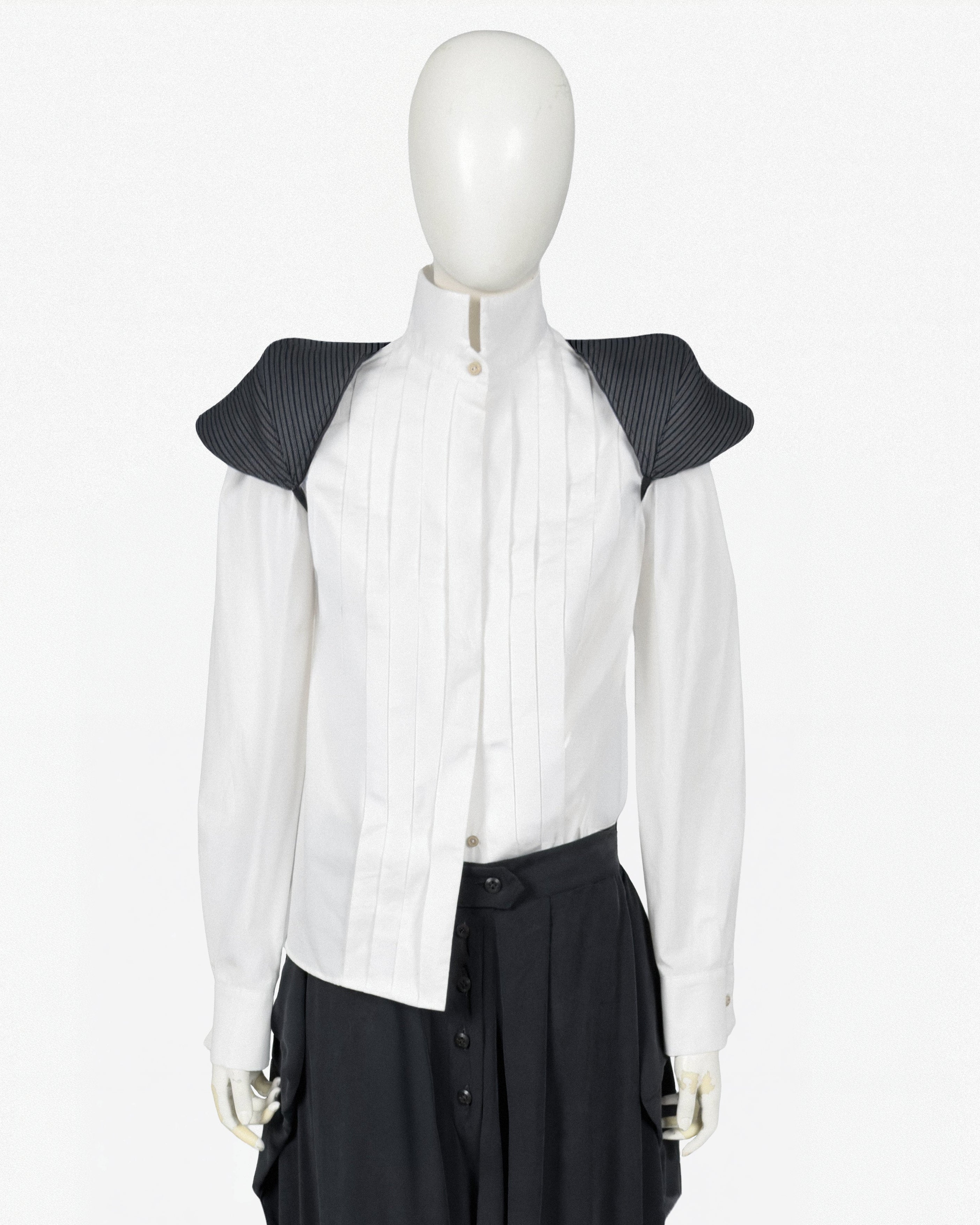 007-c-33 lolita shirt