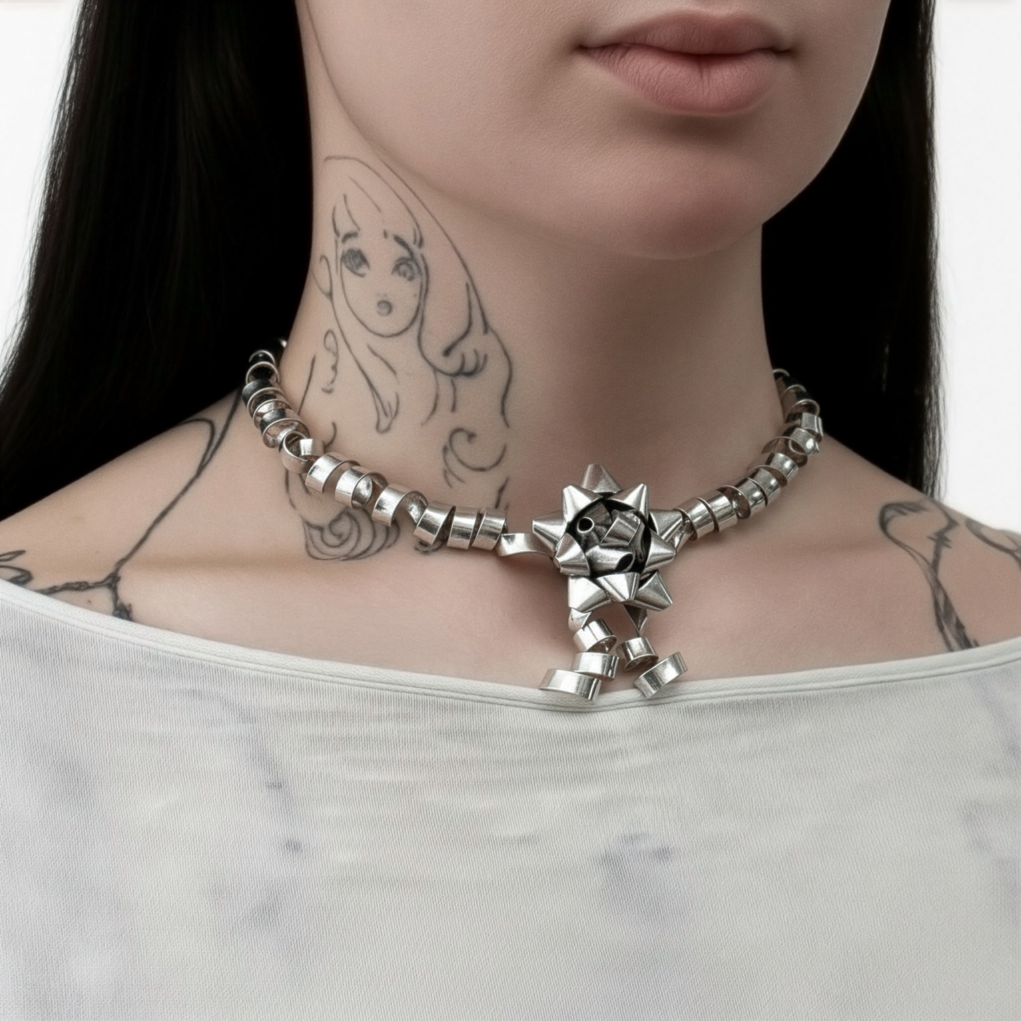 Gift wrap necklace
