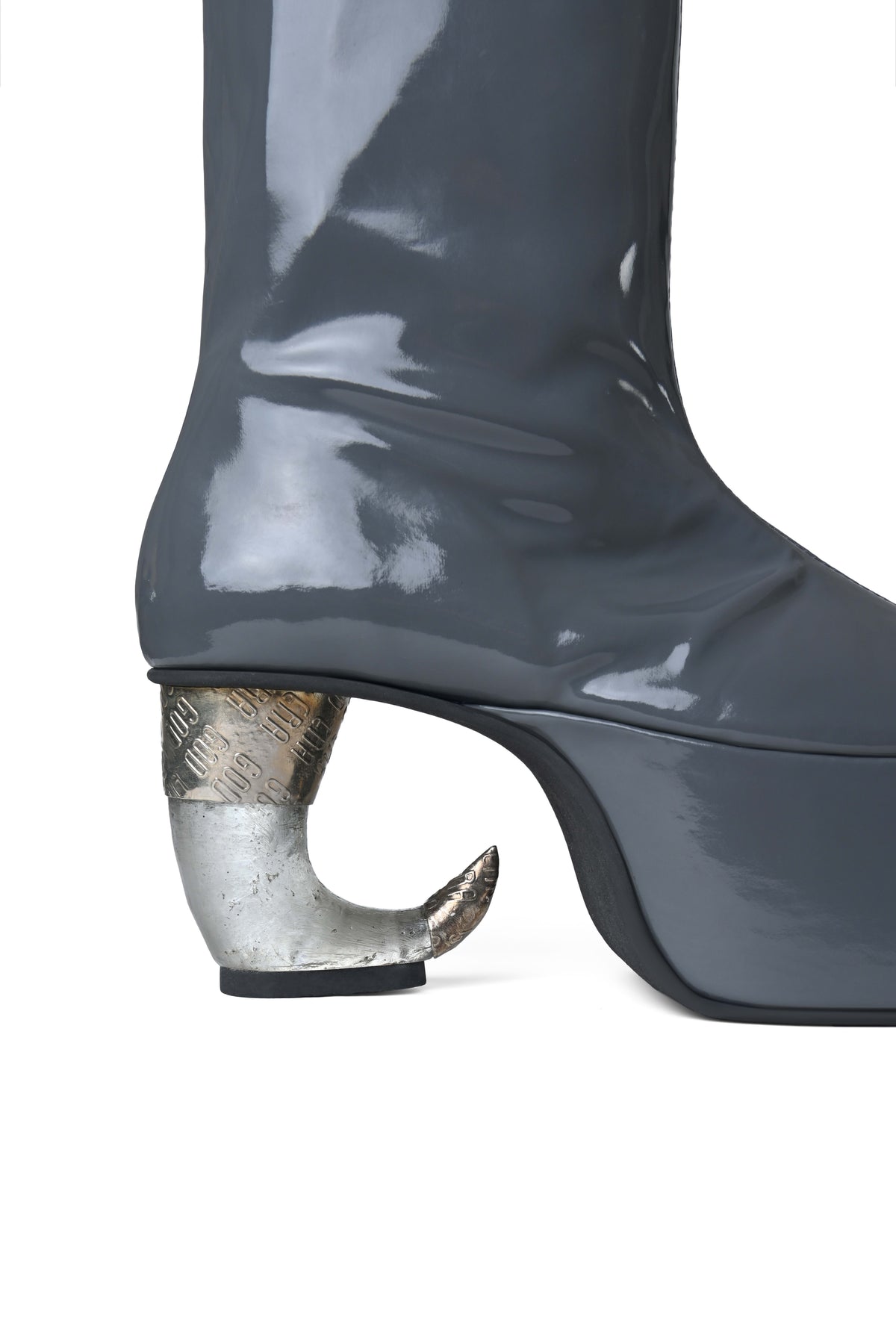 Horn heel boots