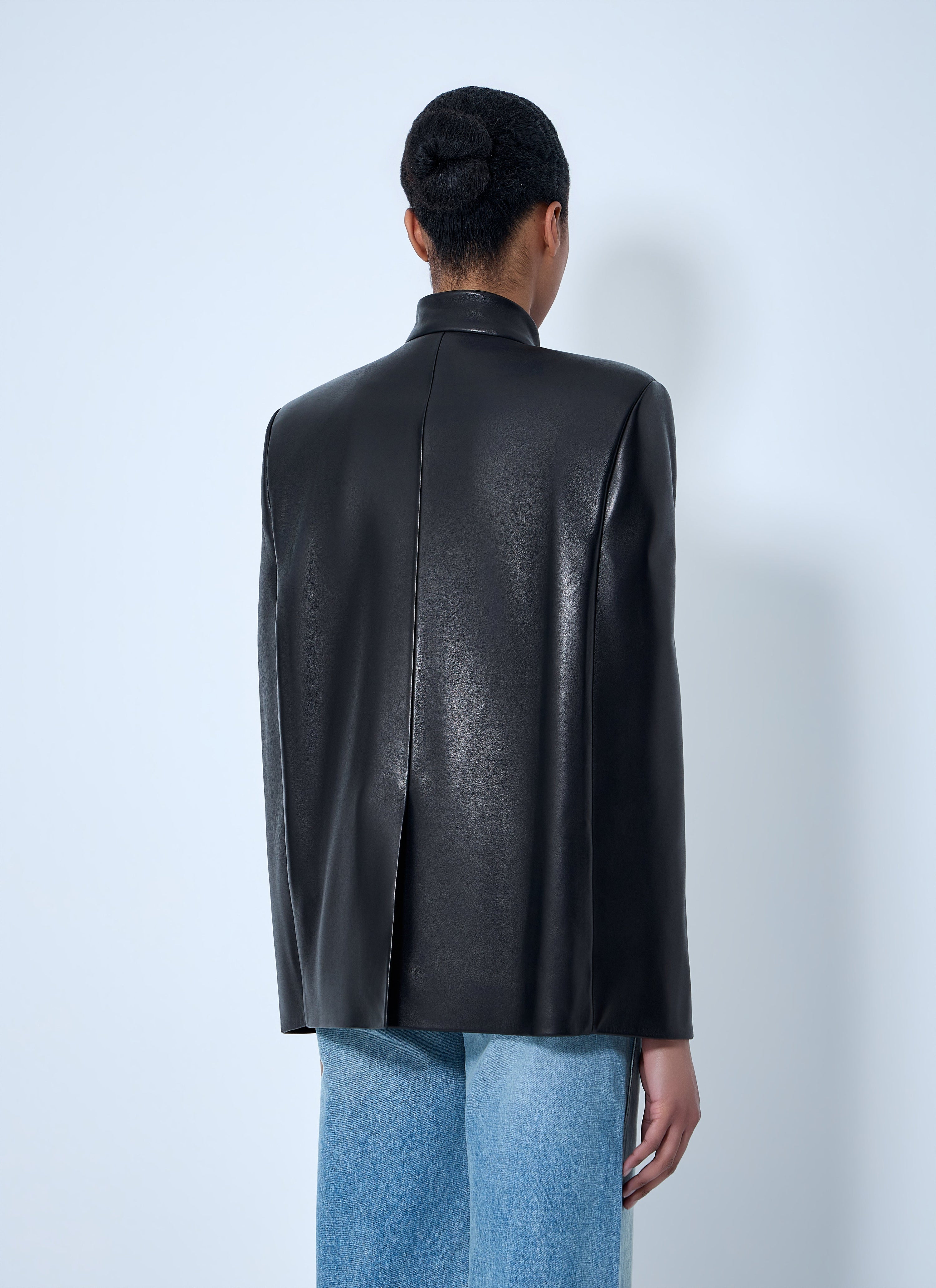 Single-breasted leather jacket