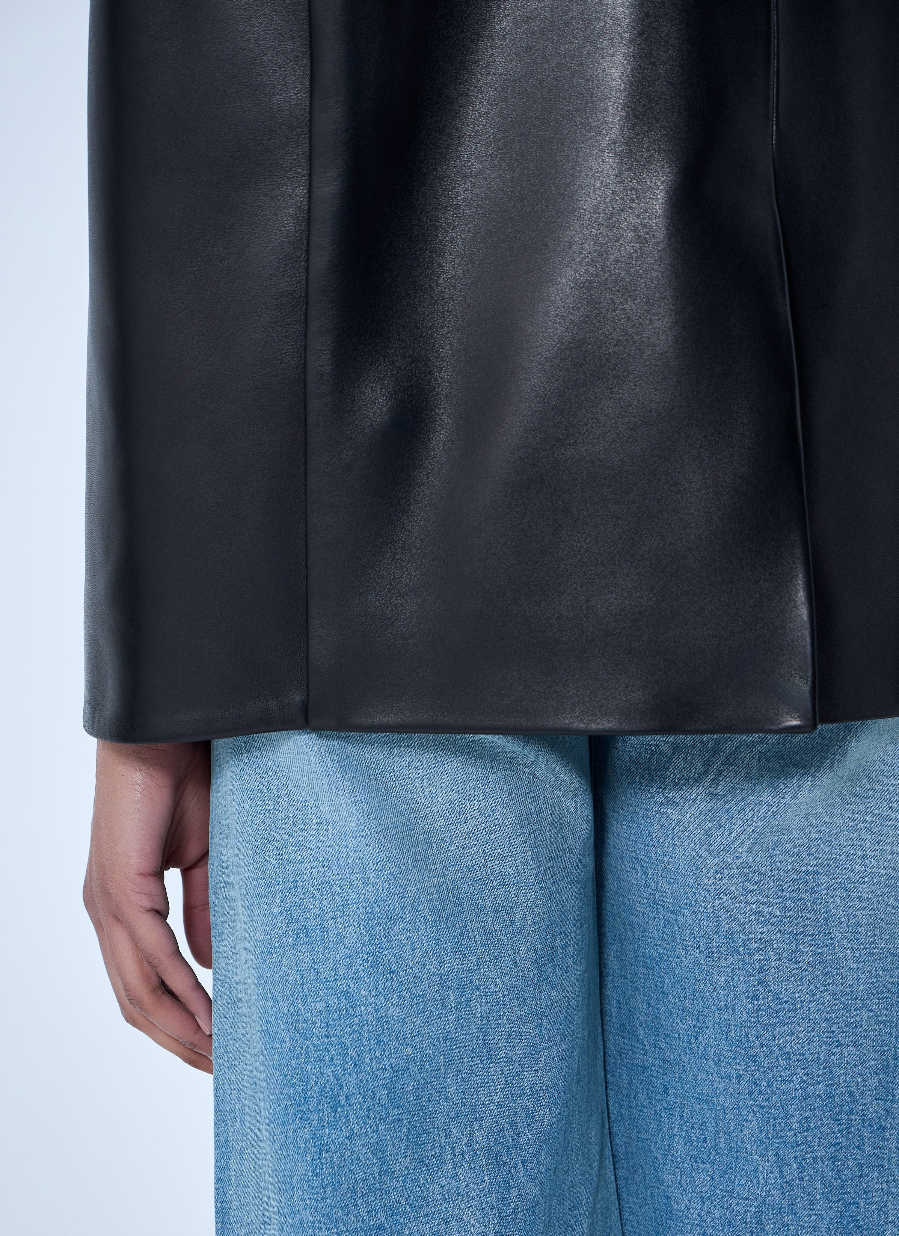 Single-breasted leather jacket
