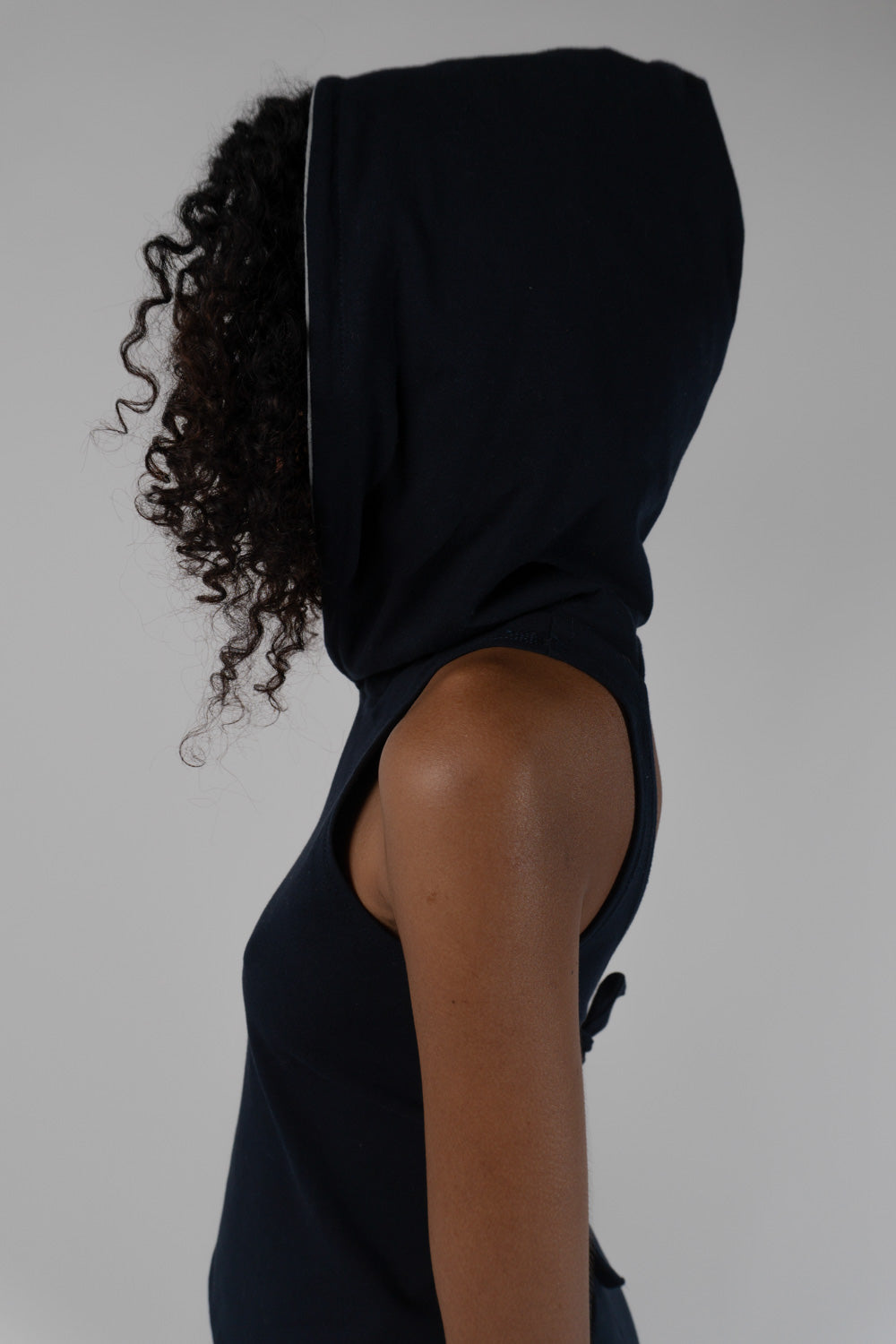 Jersey hood backless tank