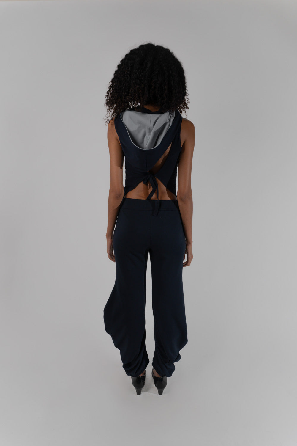 Jersey hood backless tank