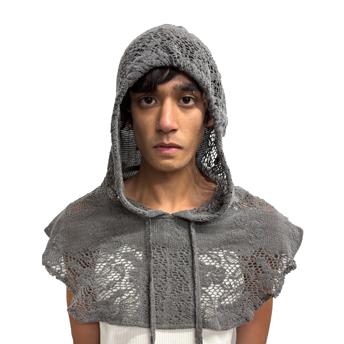 Chaperon lace hood