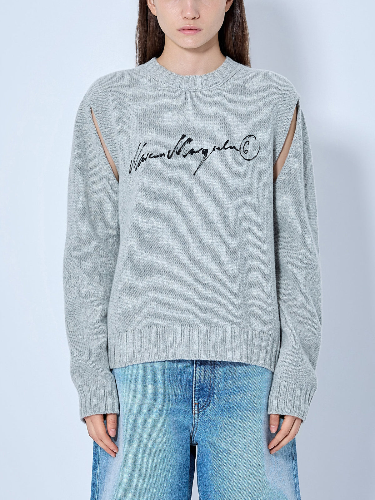 Intarsia logo knit sweater