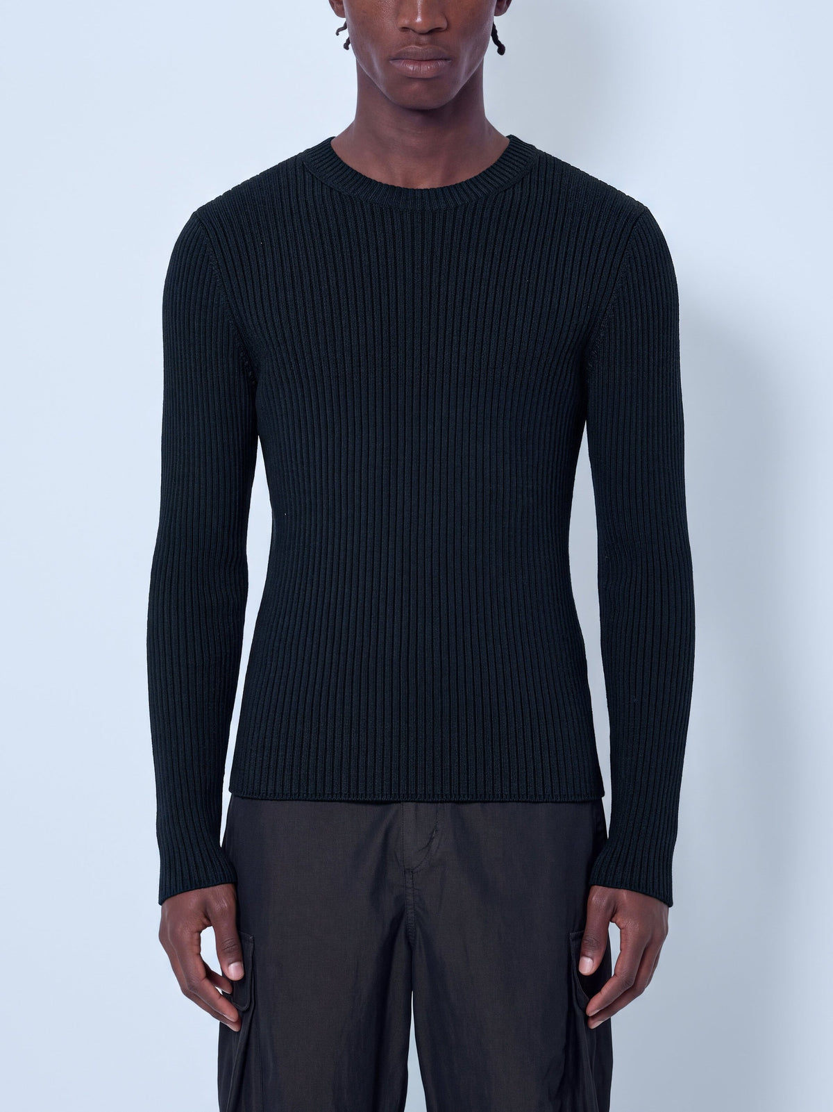 Compact roundneck