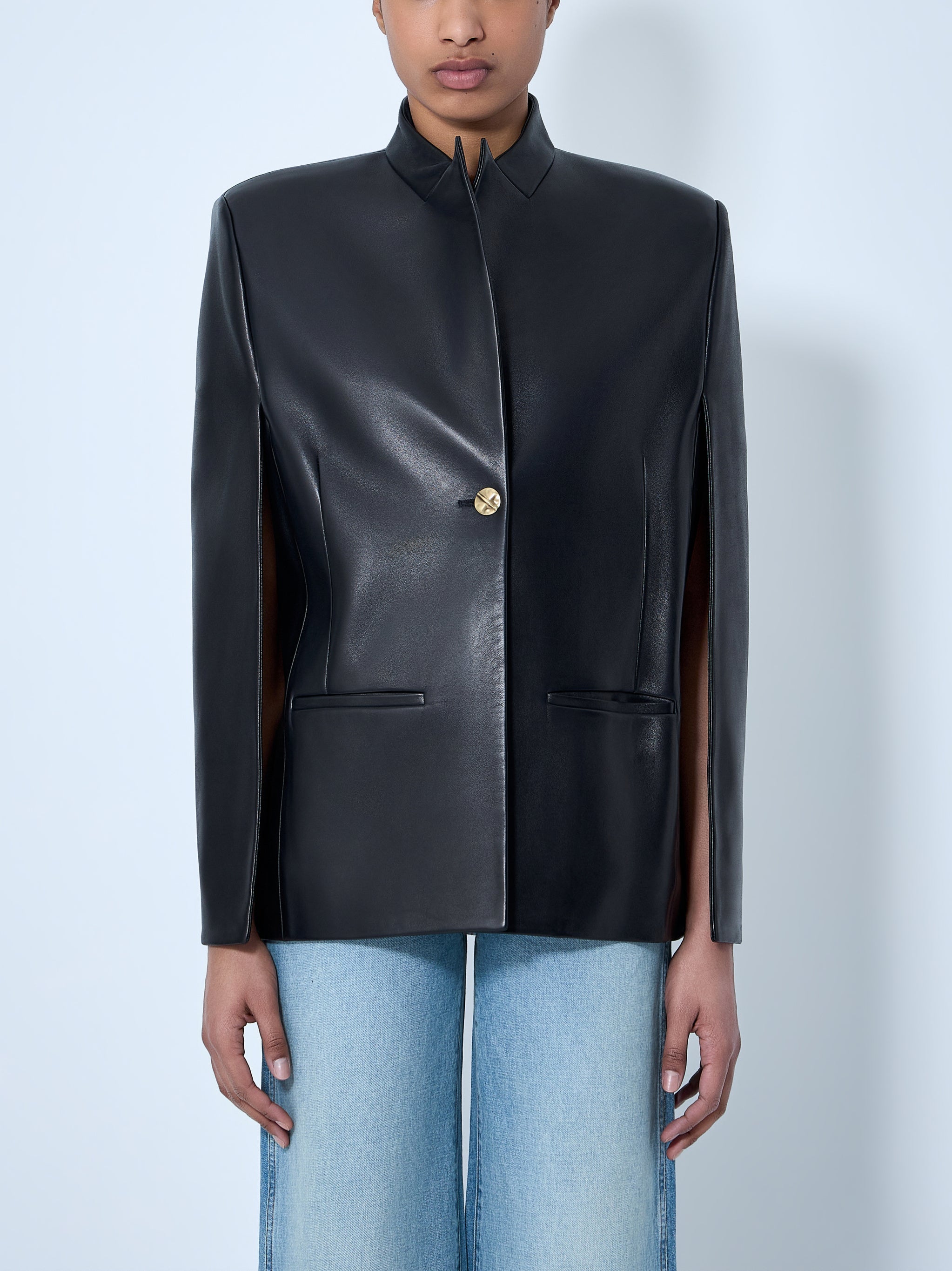 Single-breasted leather jacket