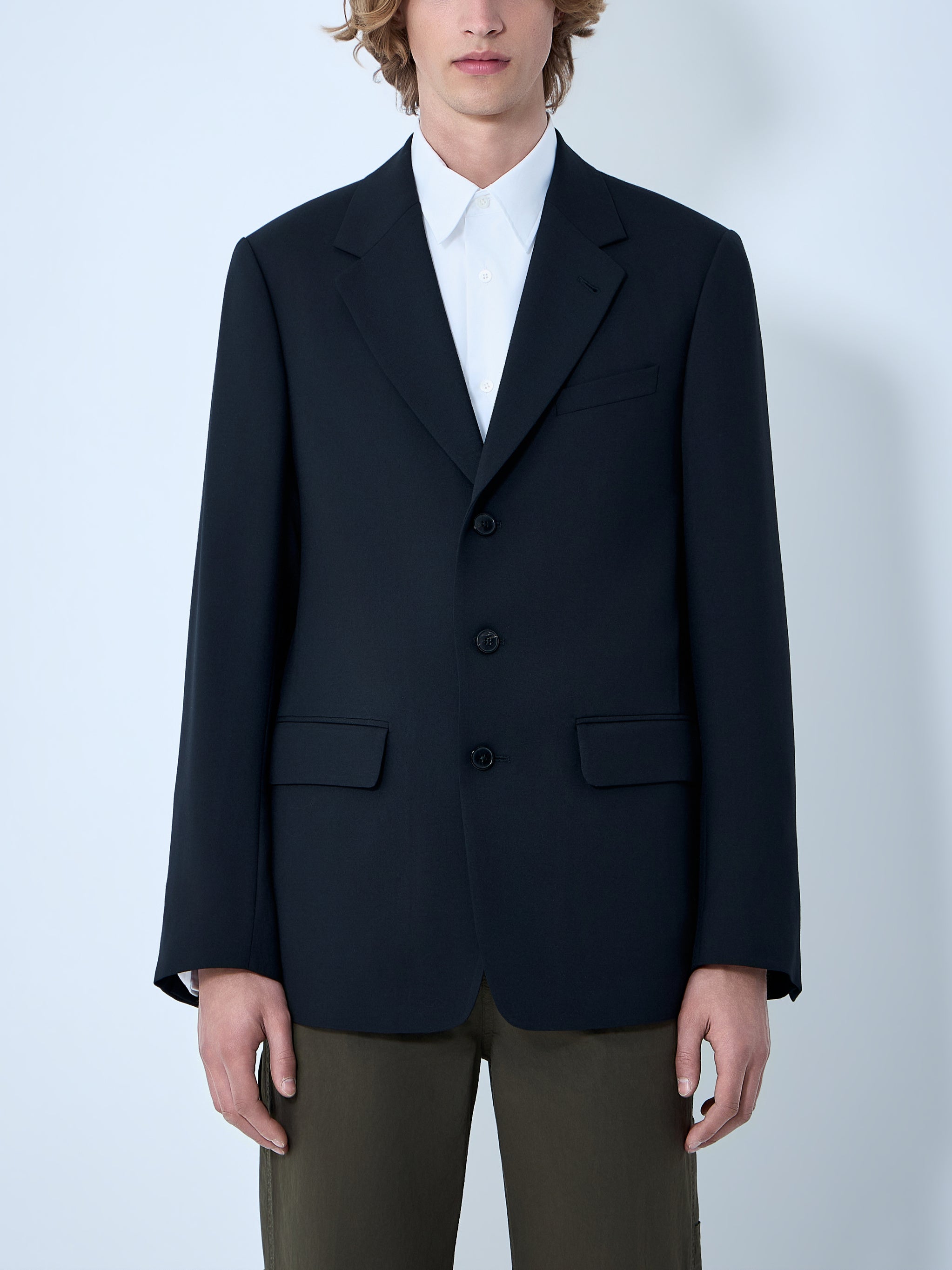 Single-breasted wool blazer