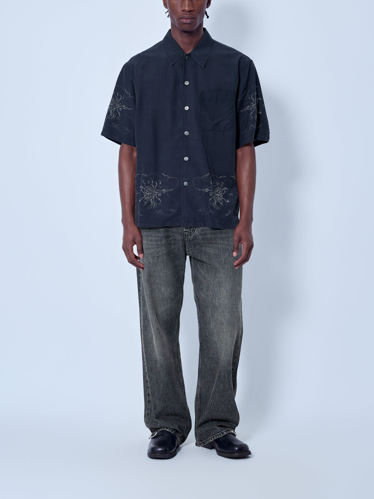 Every shirt shortsleeve