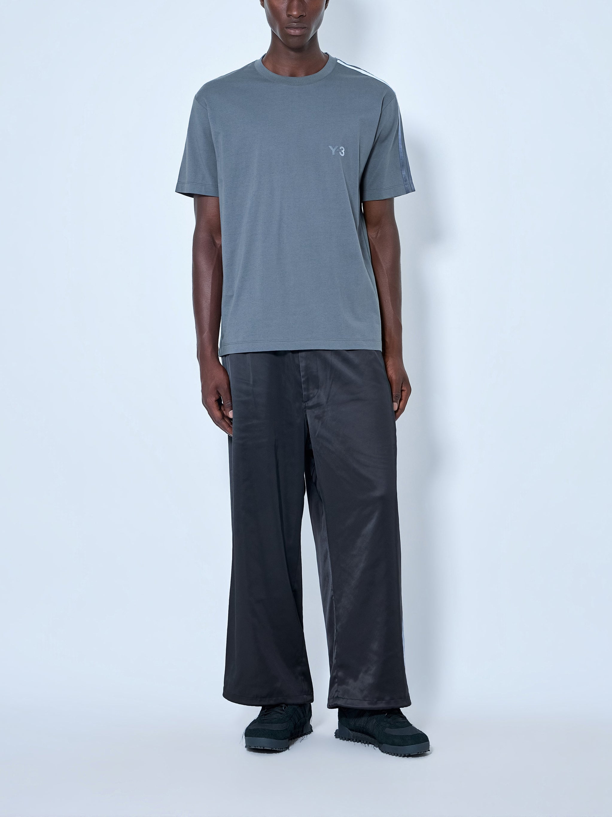 Elasticated waist wide-leg trousers