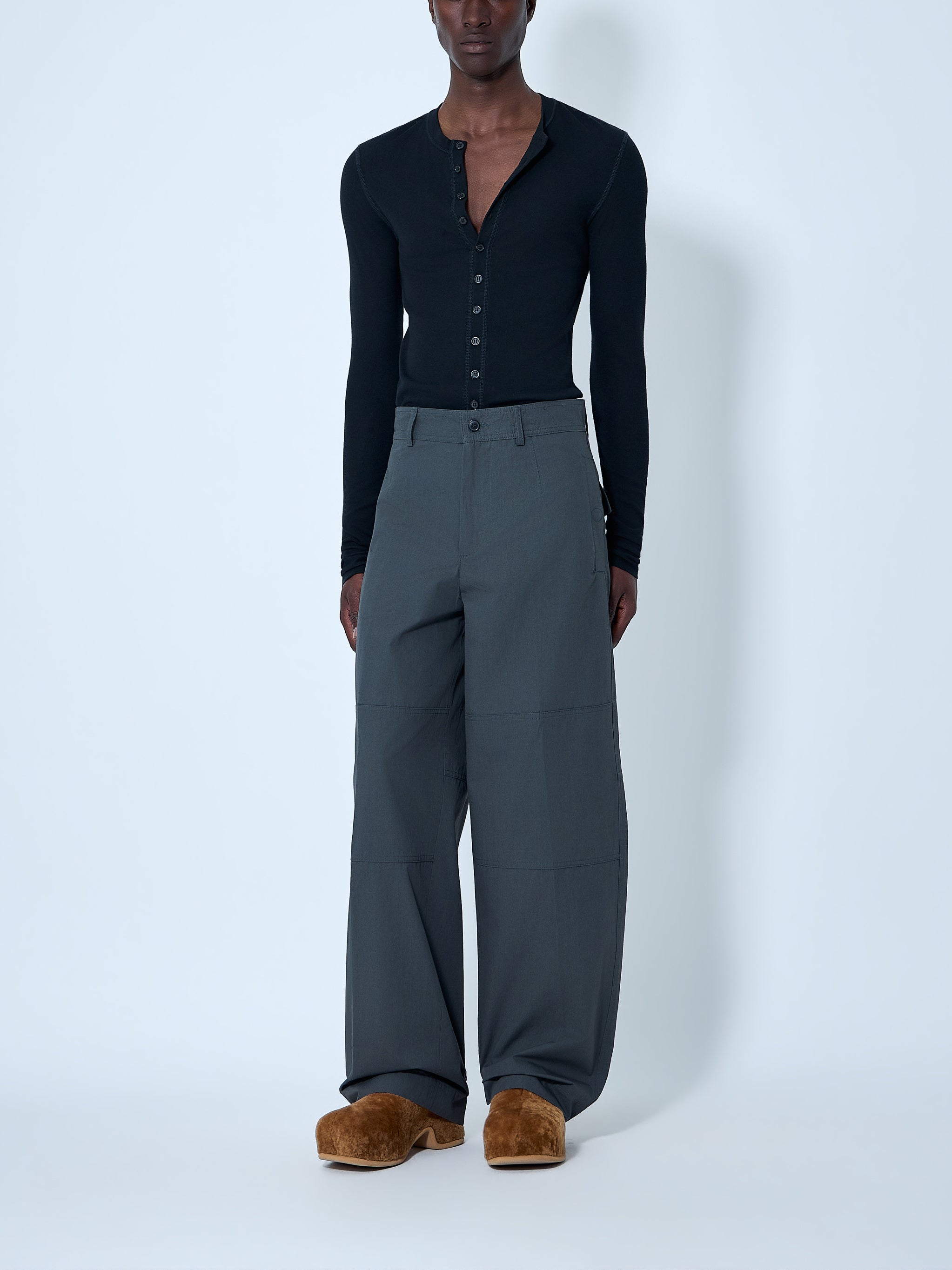 Wide-leg high-rise trousers