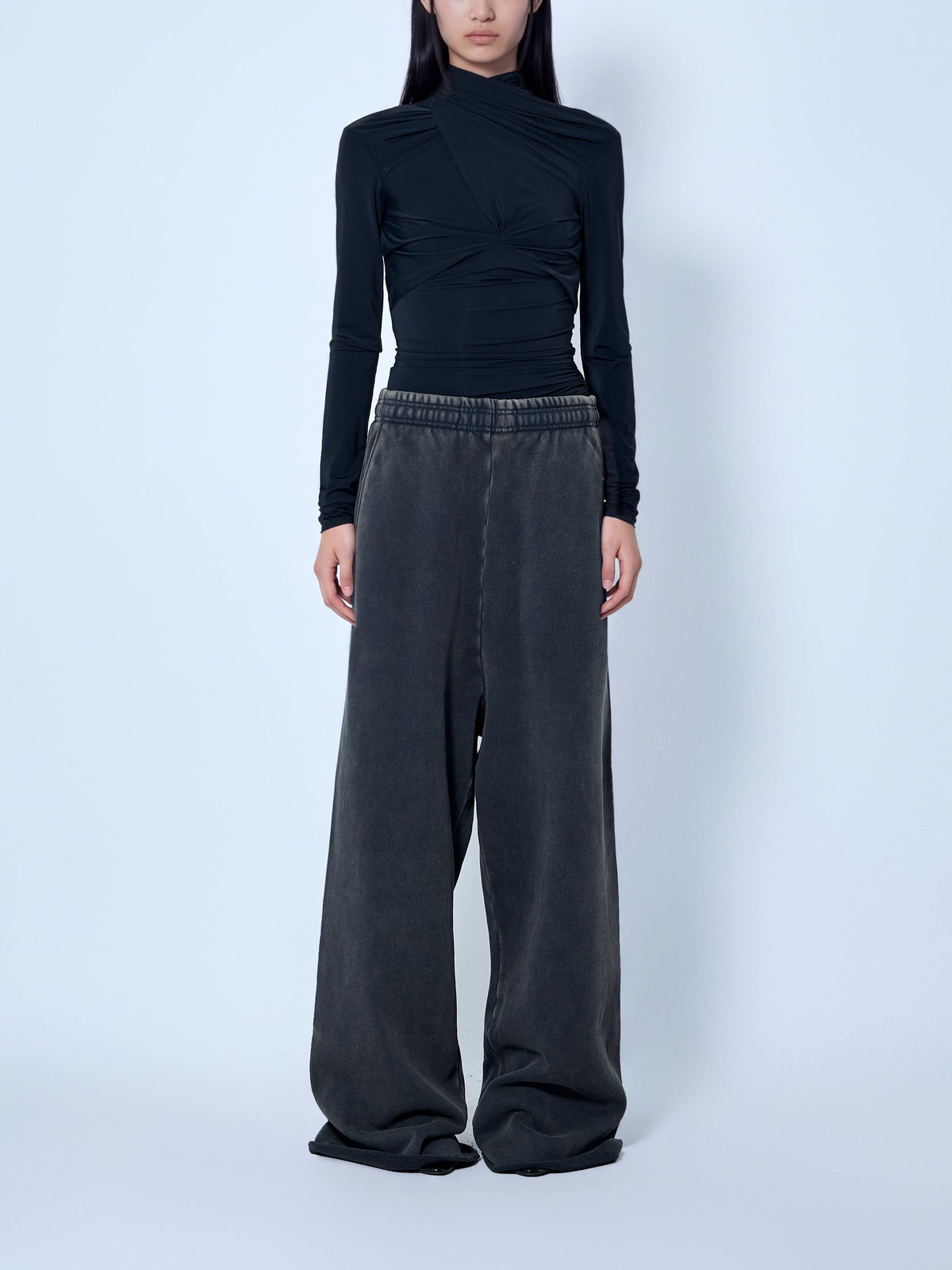 Full sweatpants