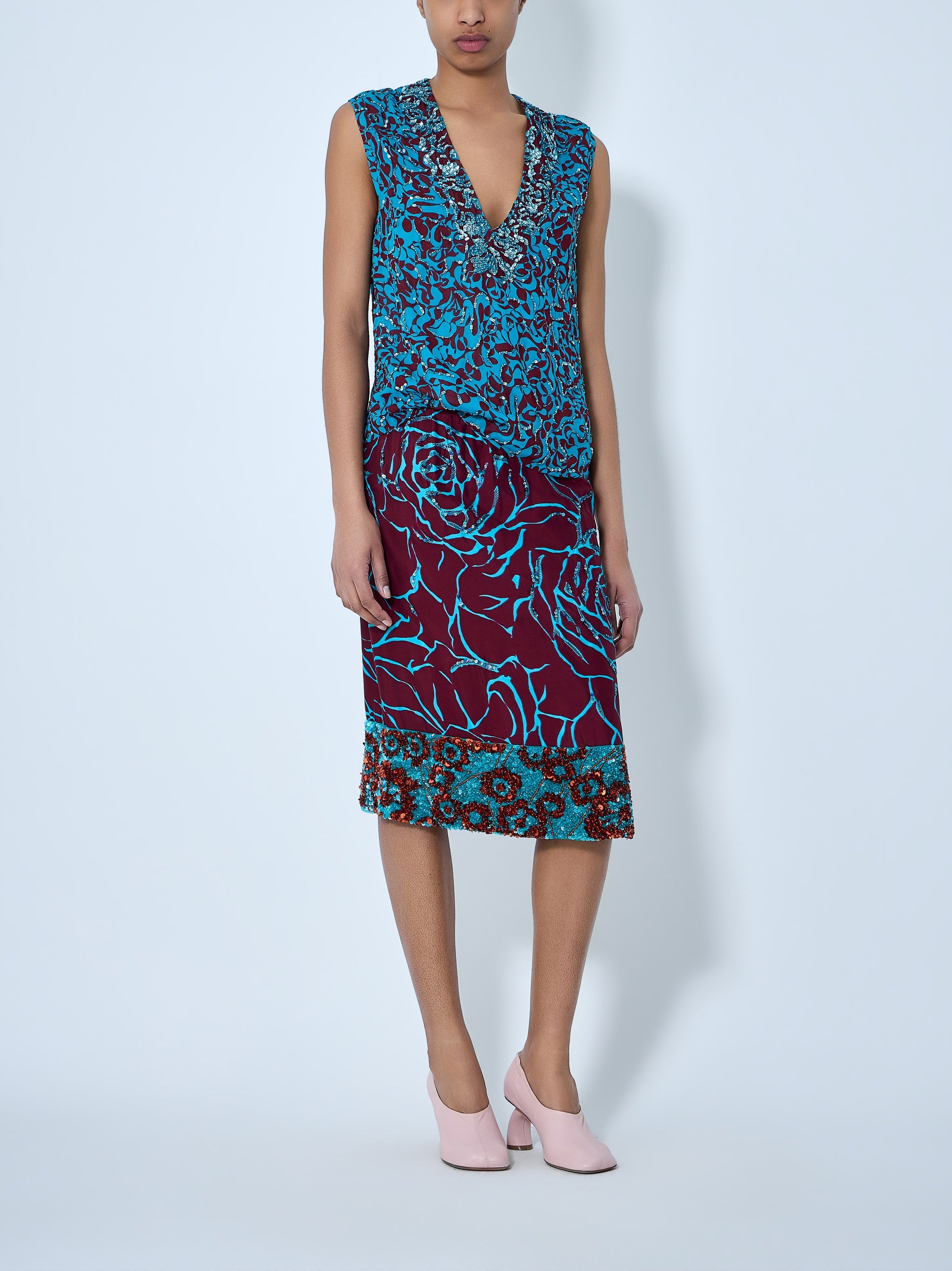Embroidered midi skirt