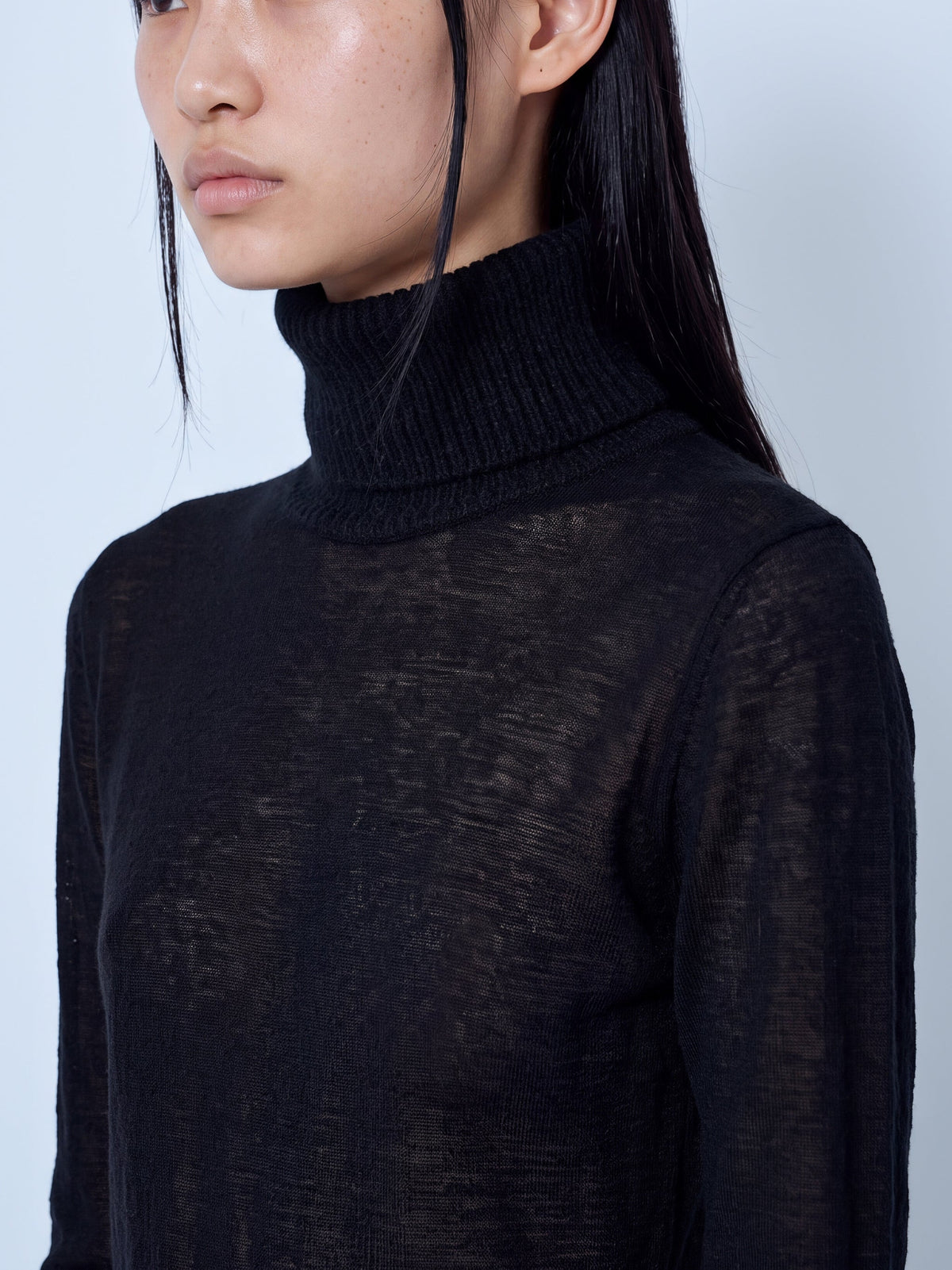 Inverse turtleneck