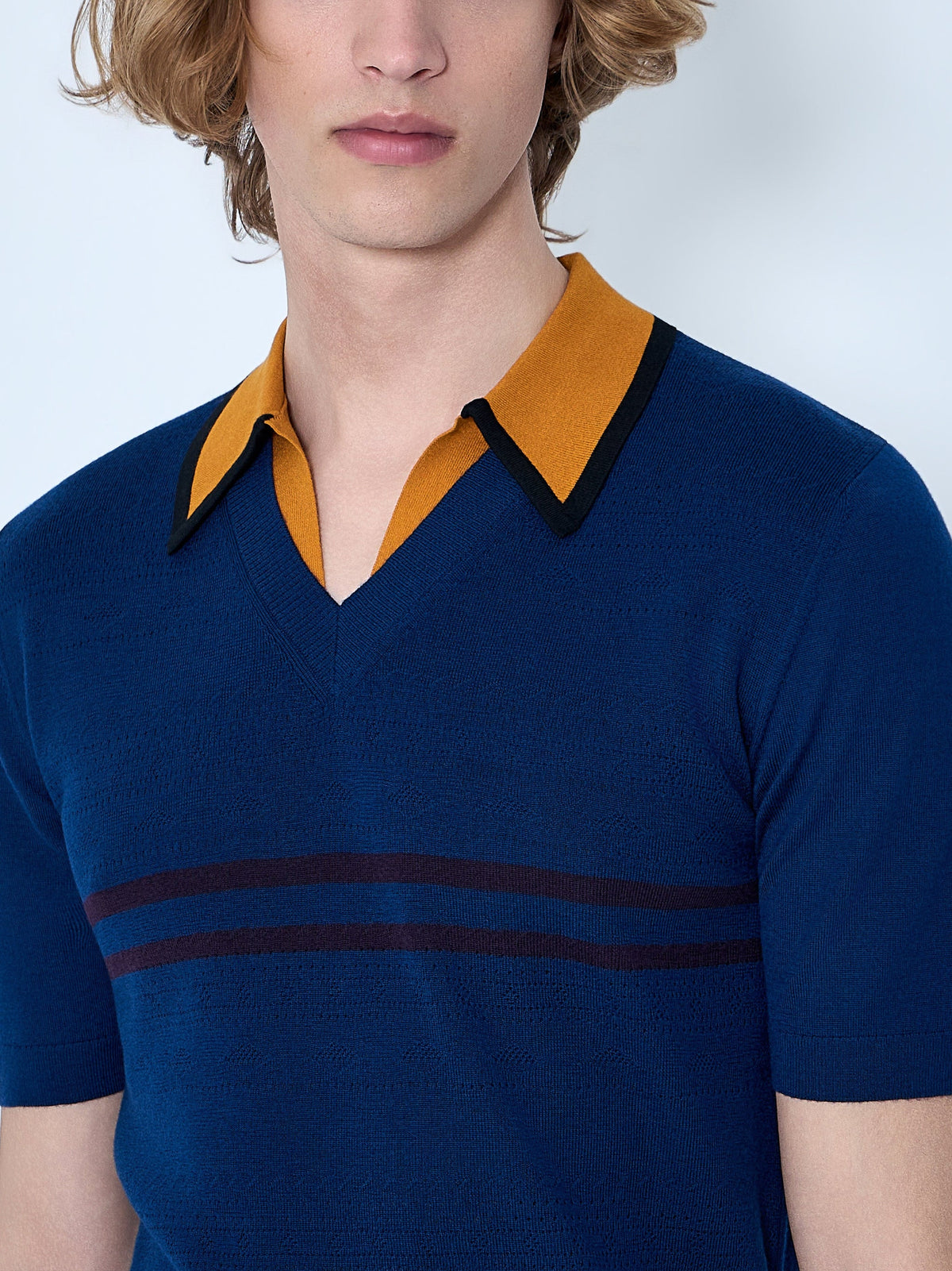 V-neck contrast collar knit polo shirt