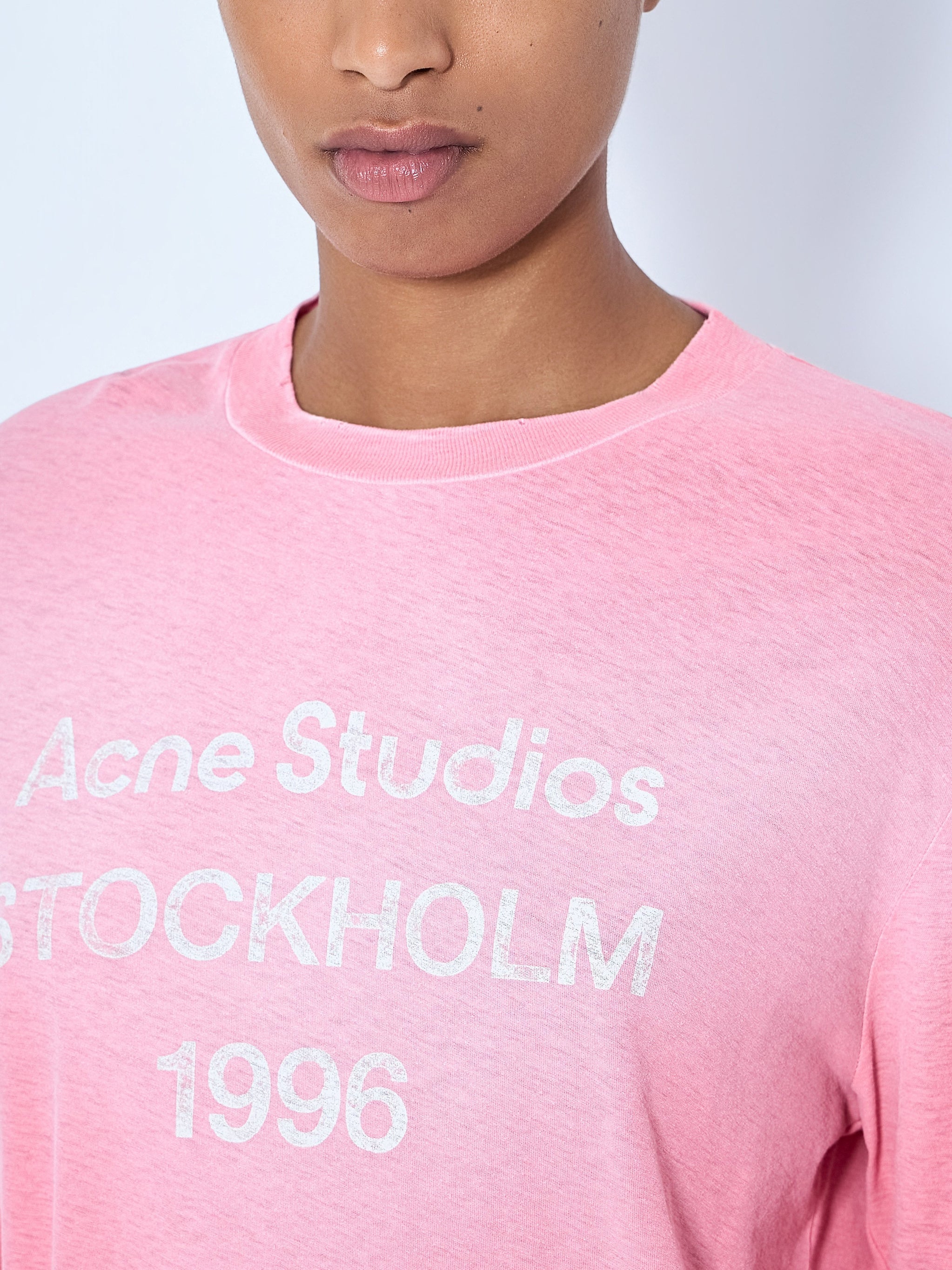 Sprayed 1996 logo t-shirt