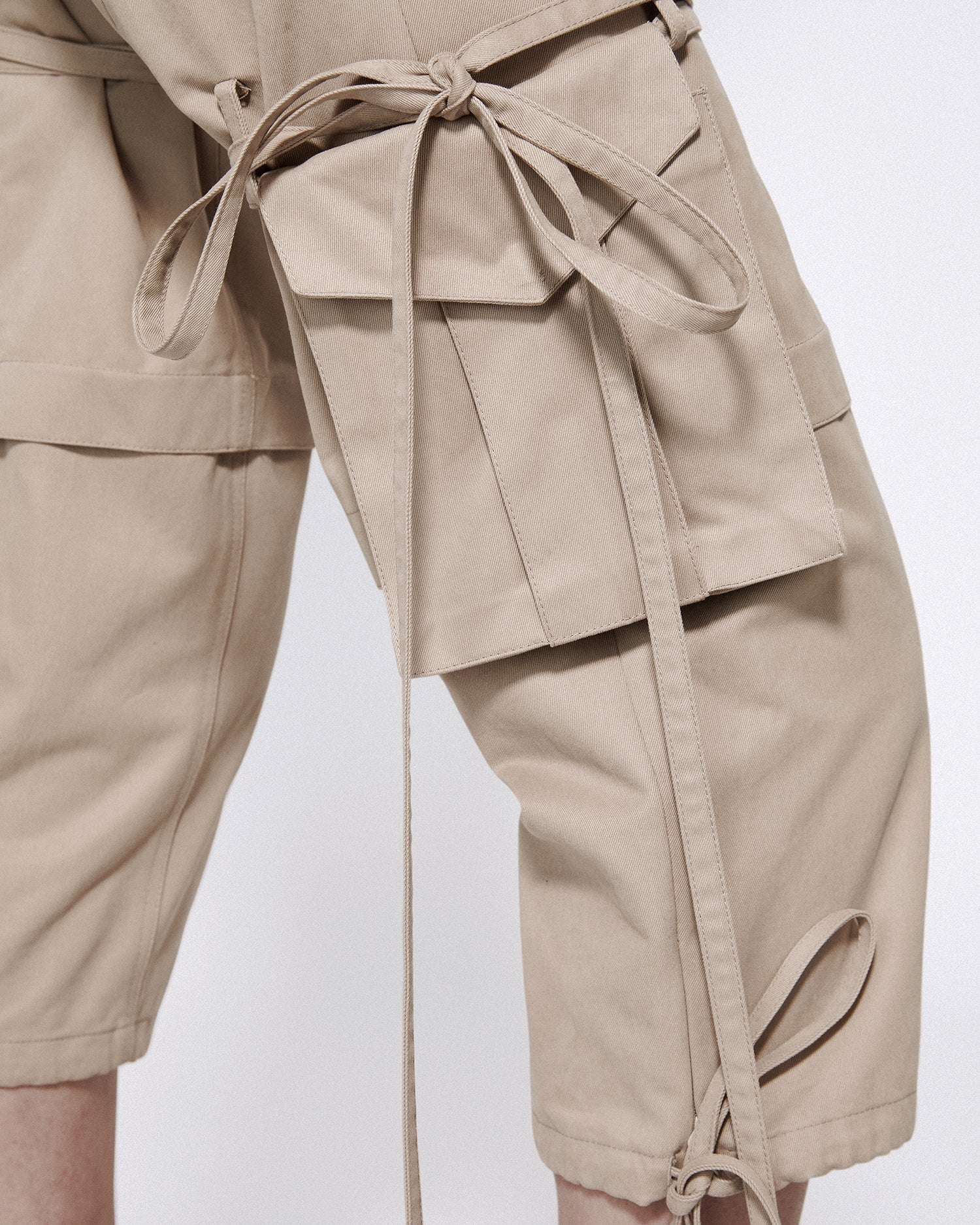 Bella chap capris cargo stone