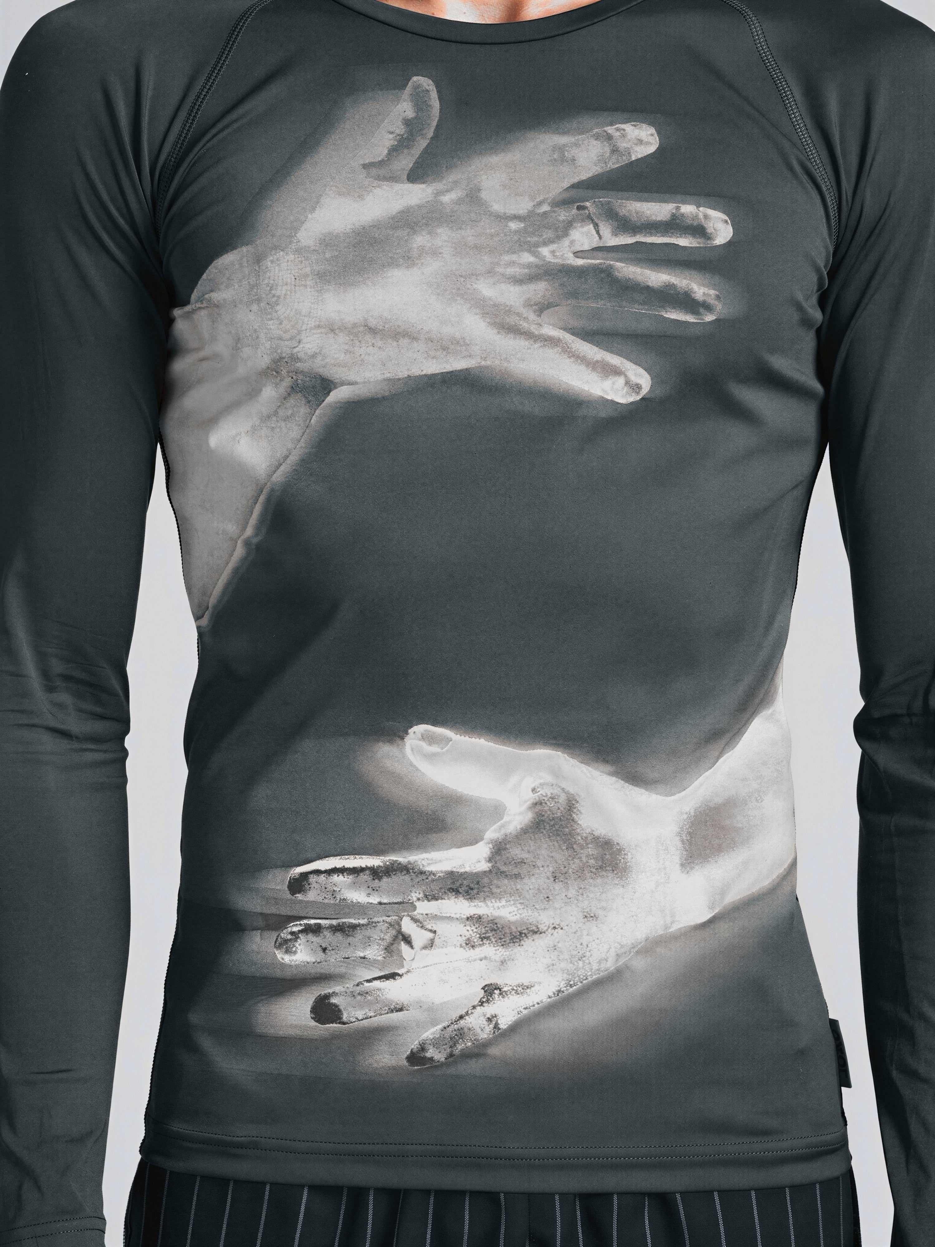 'embrace' compression top