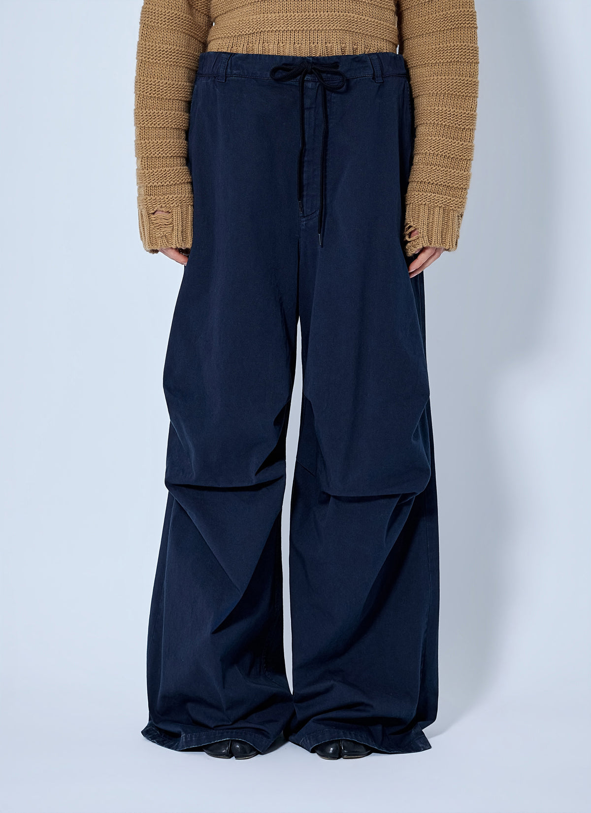 Wide-leg drawstring trousers