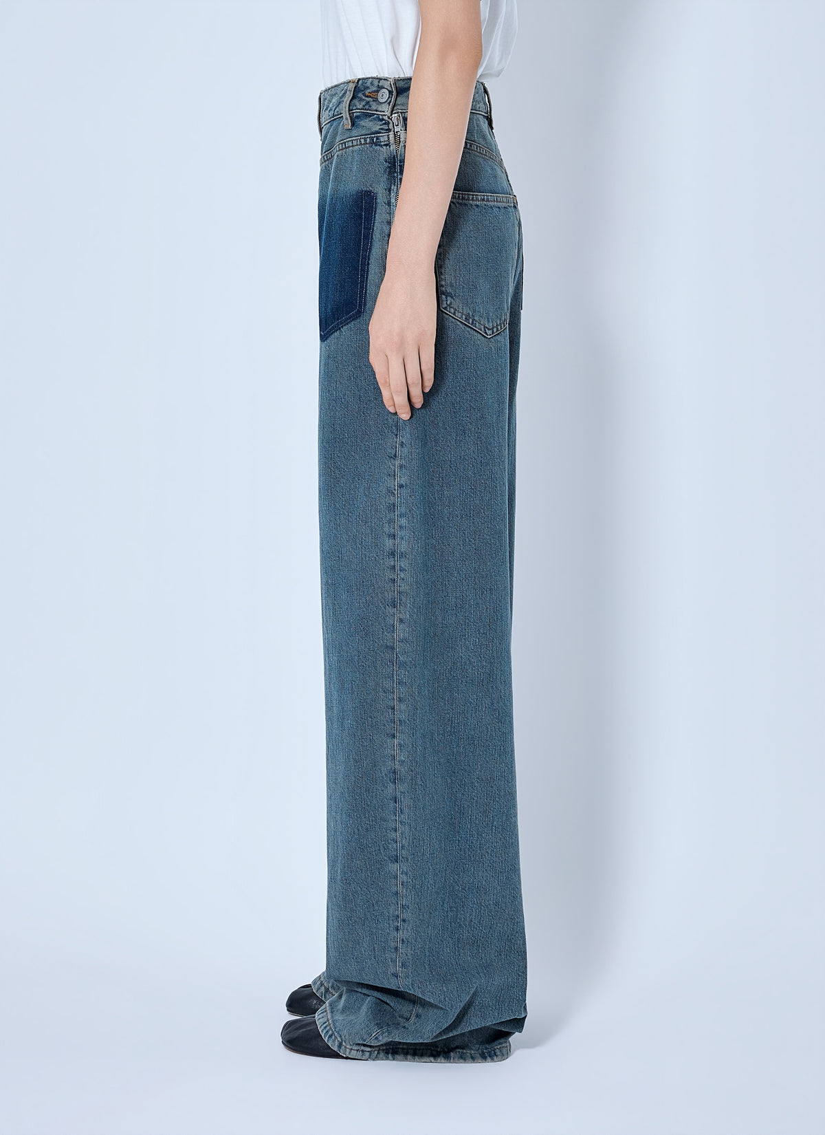 Patch pocket wide-leg jeans