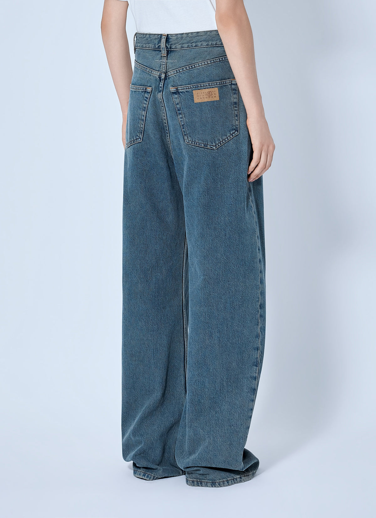 Patch pocket wide-leg jeans