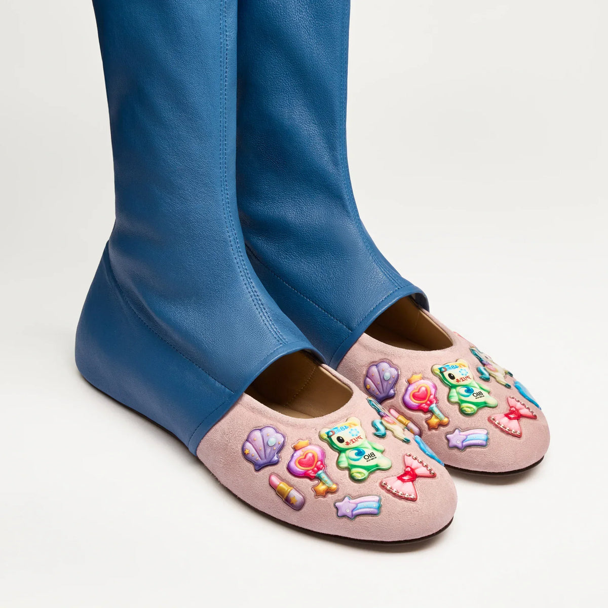 Nyu boots