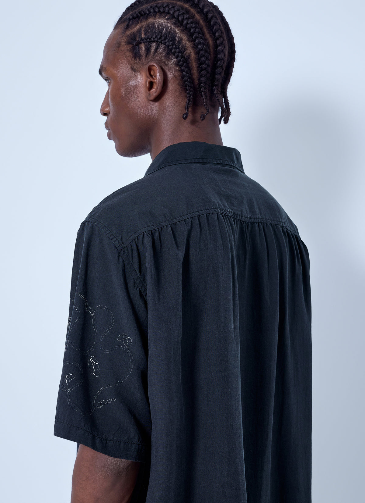 Every shirt shortsleeve