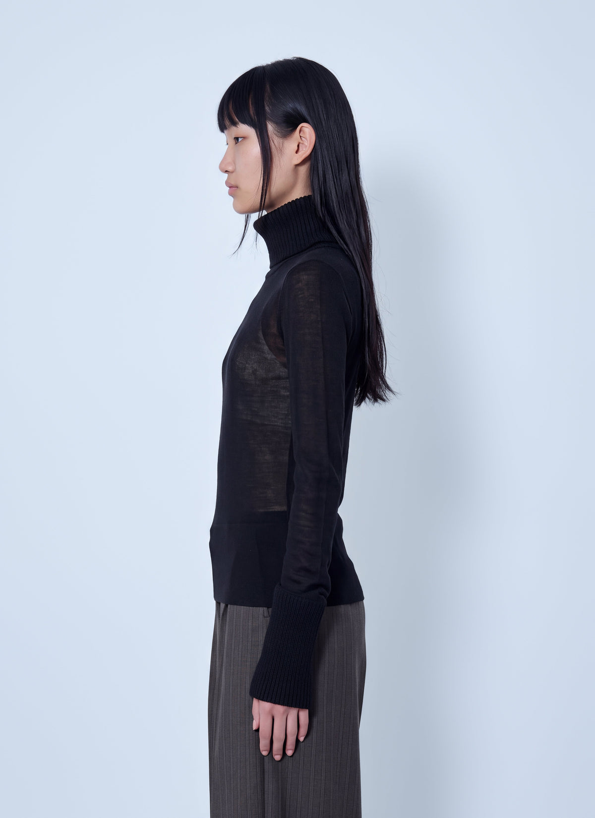Inverse turtleneck