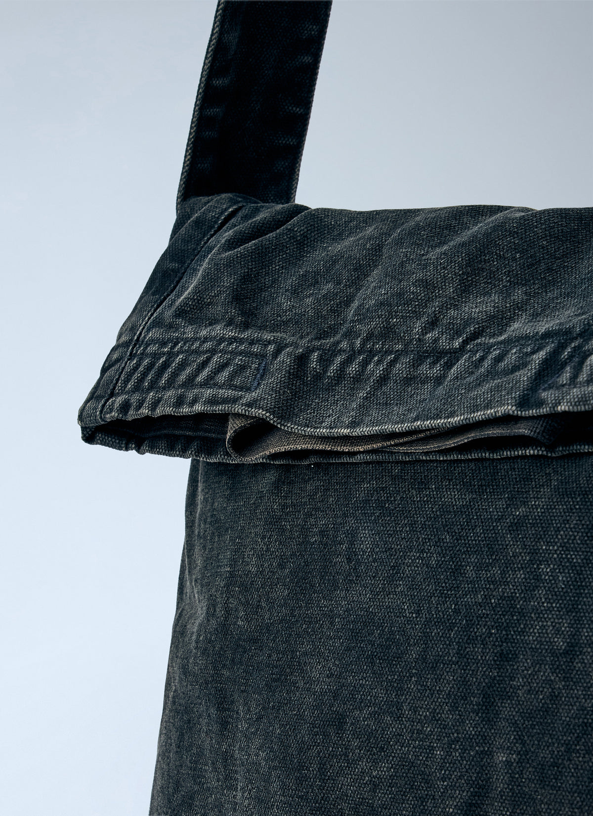 Sling bag