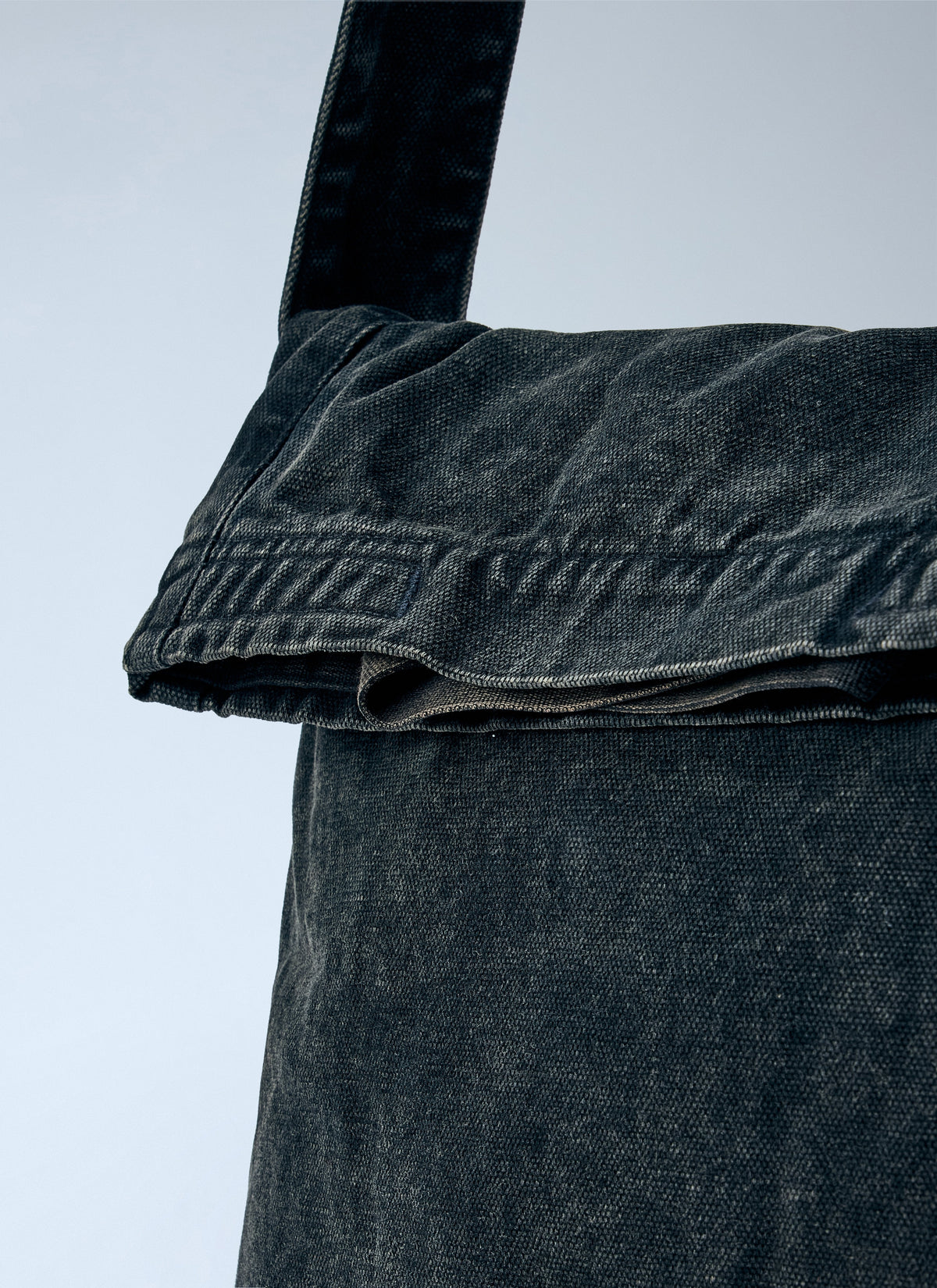 Sling bag
