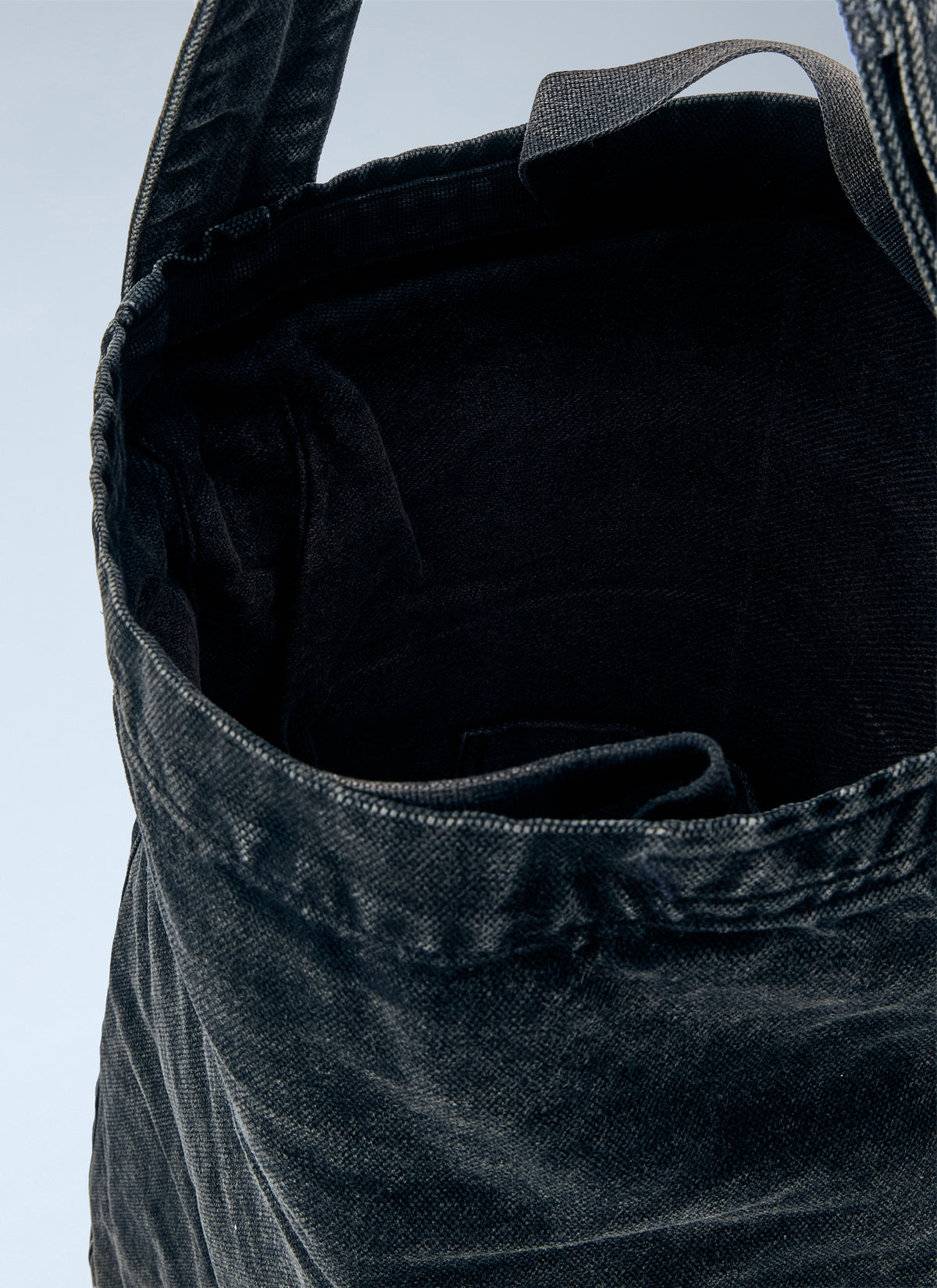 Sling bag