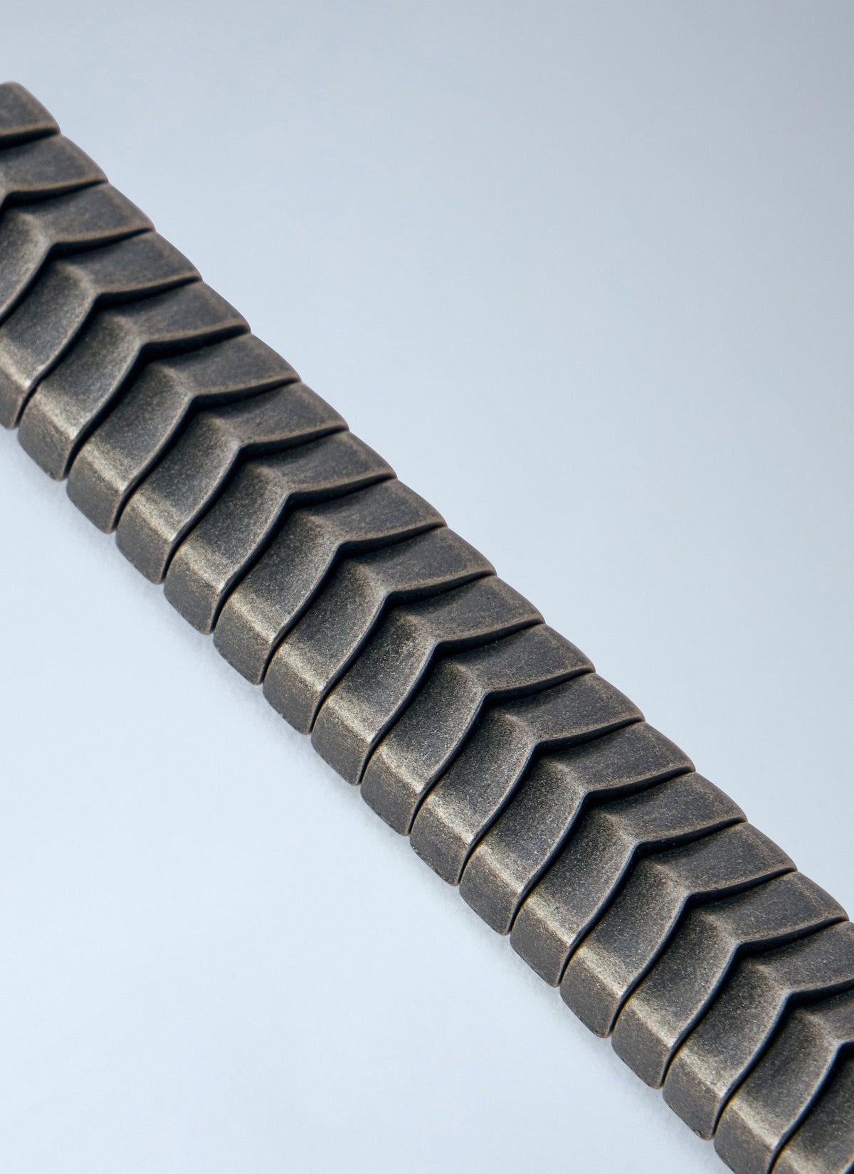 Spine bracelet