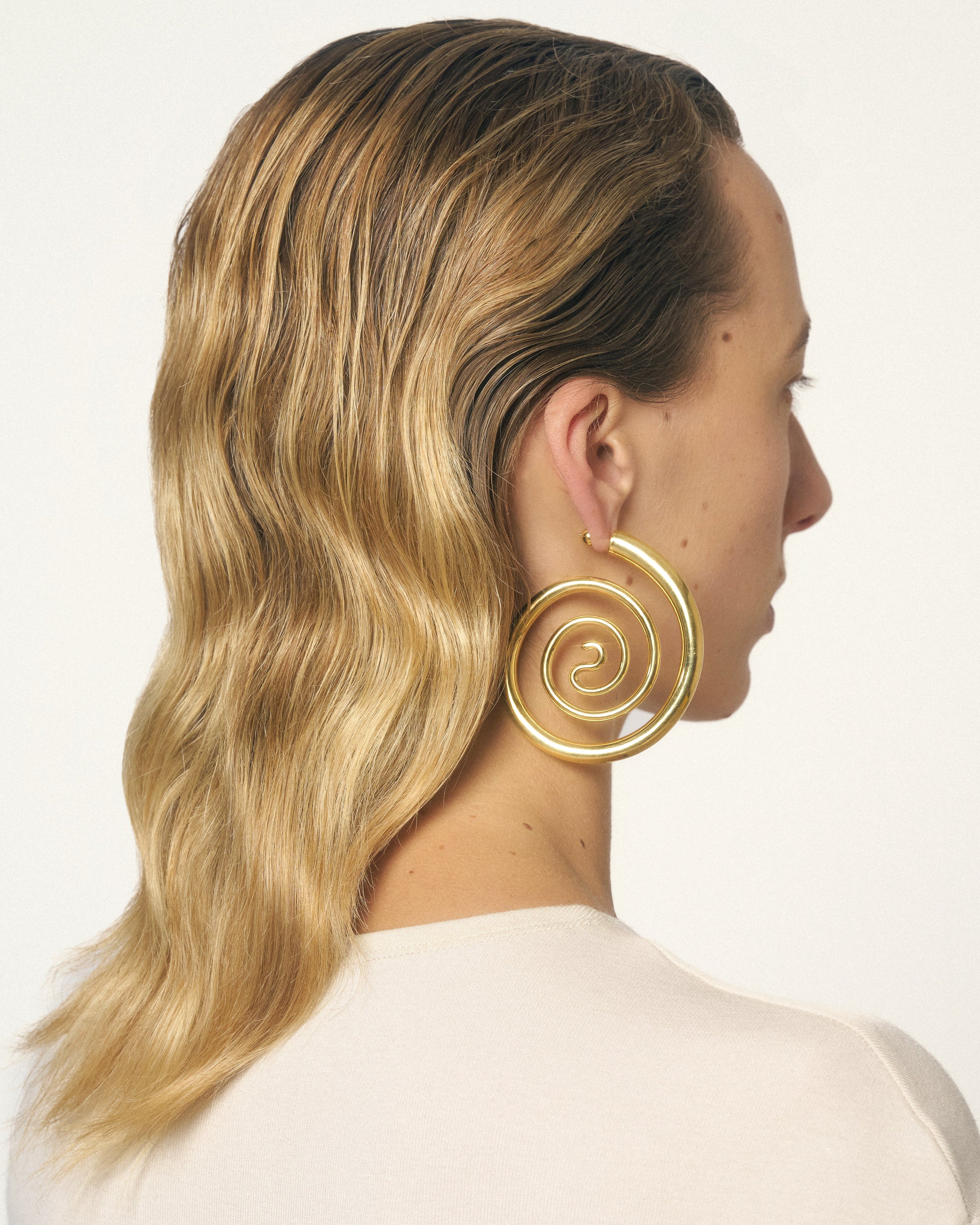 Spiral serpent hoops