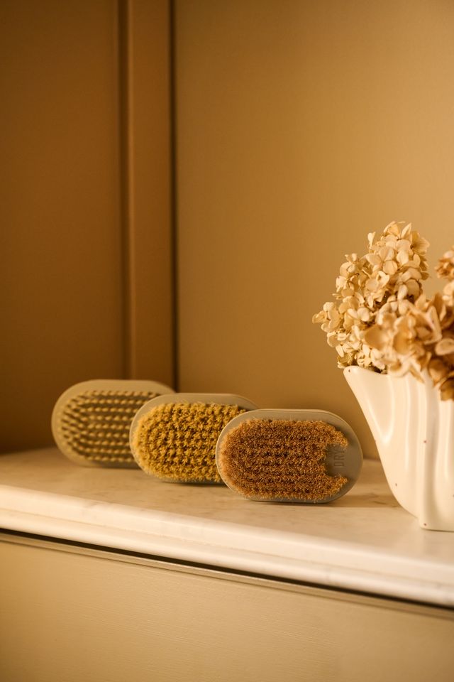 By katia - body brush