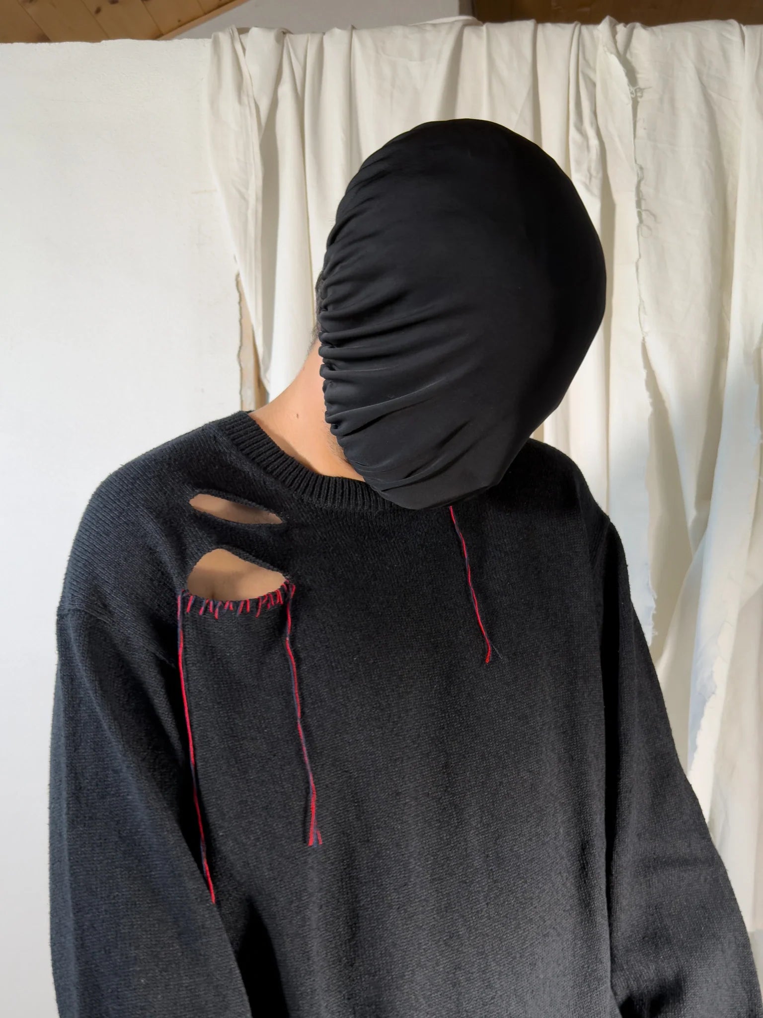 Yohji yamamoto pour homme s/s 2023 distressed knitwear