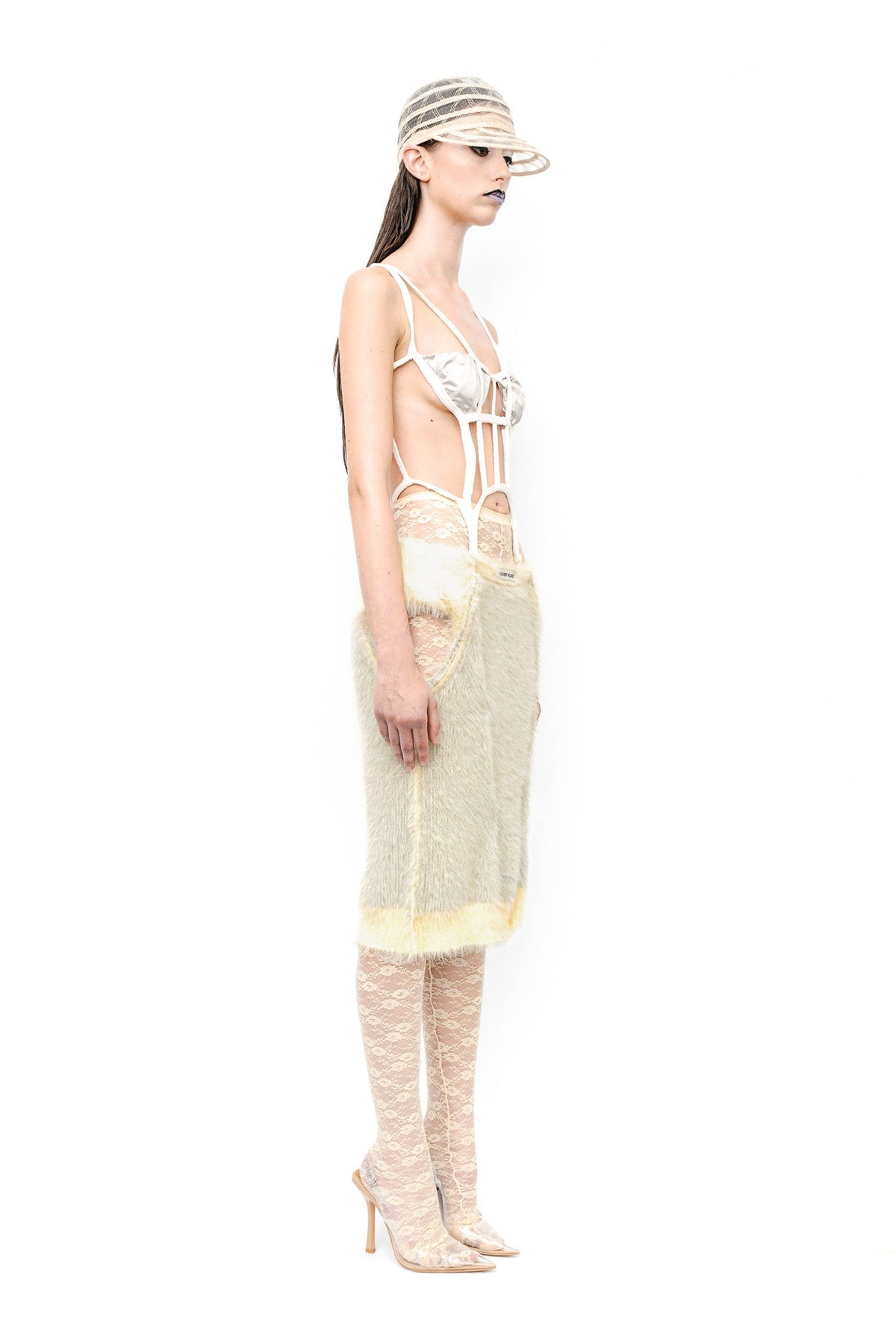 Tone cutout pencil skirt